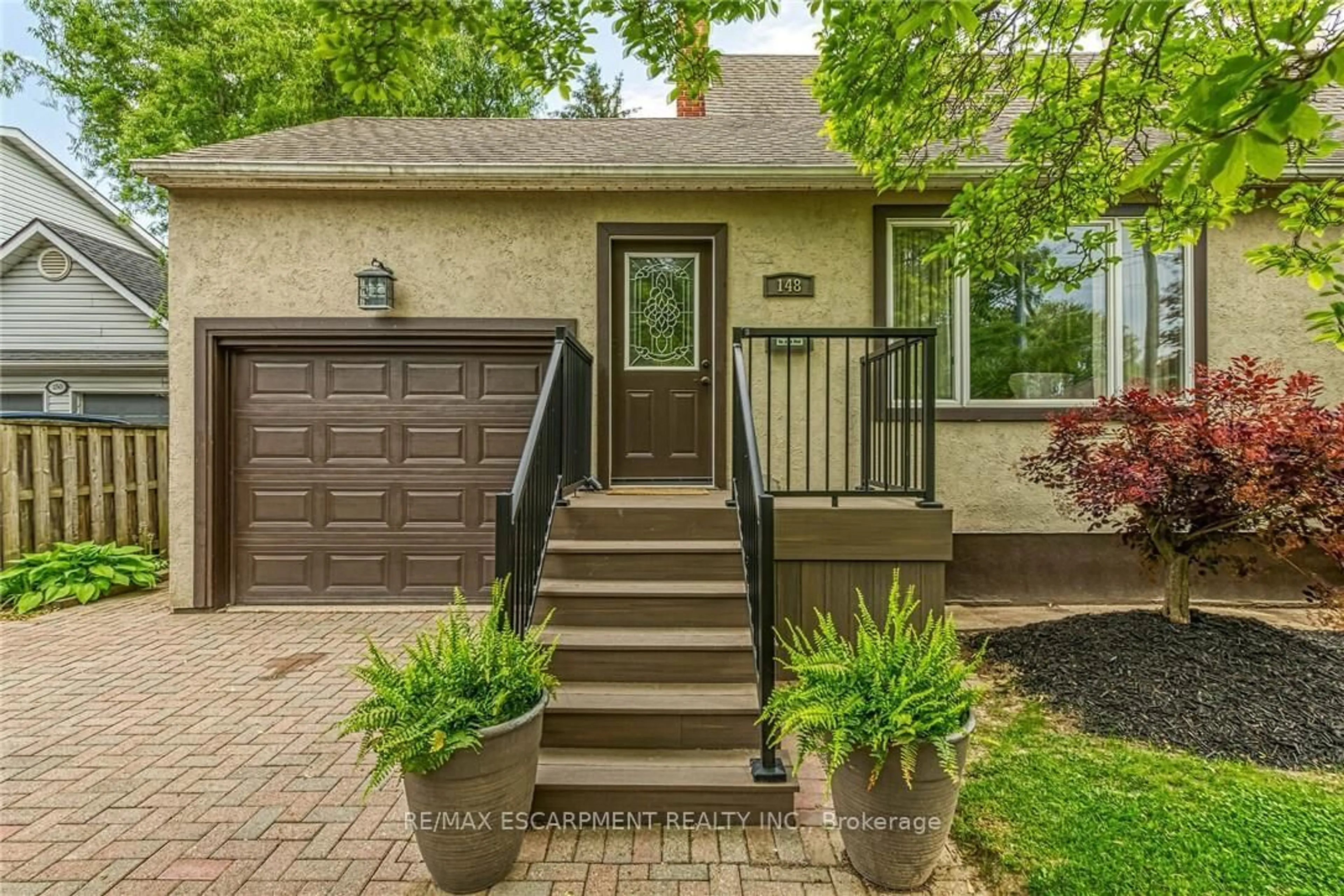 Unknown for 148 Lakeshore Rd, St. Catharines Ontario L2N 2V1