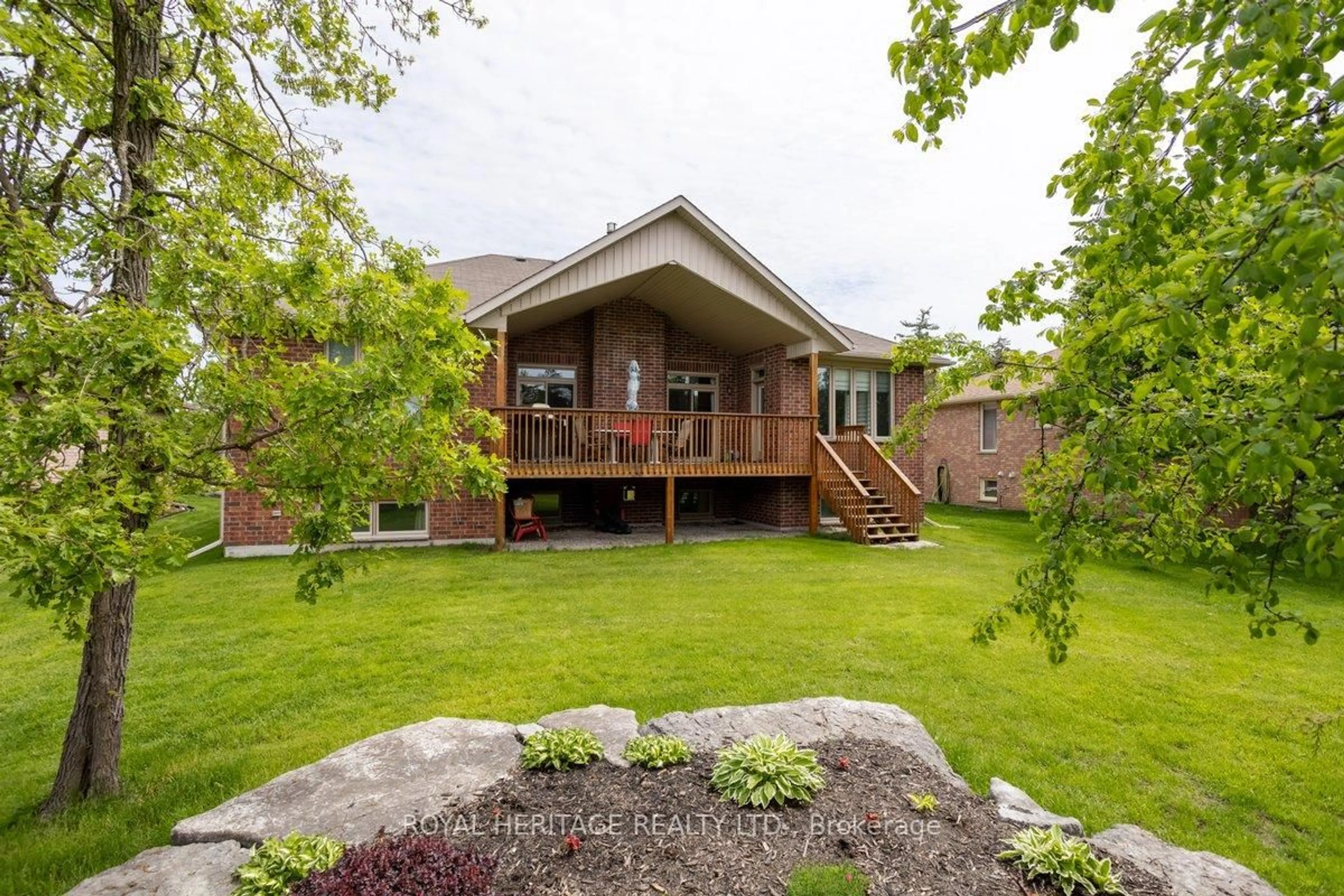 Patio, unknown for 20 Island Bay Dr, Kawartha Lakes Ontario K0M 1A0