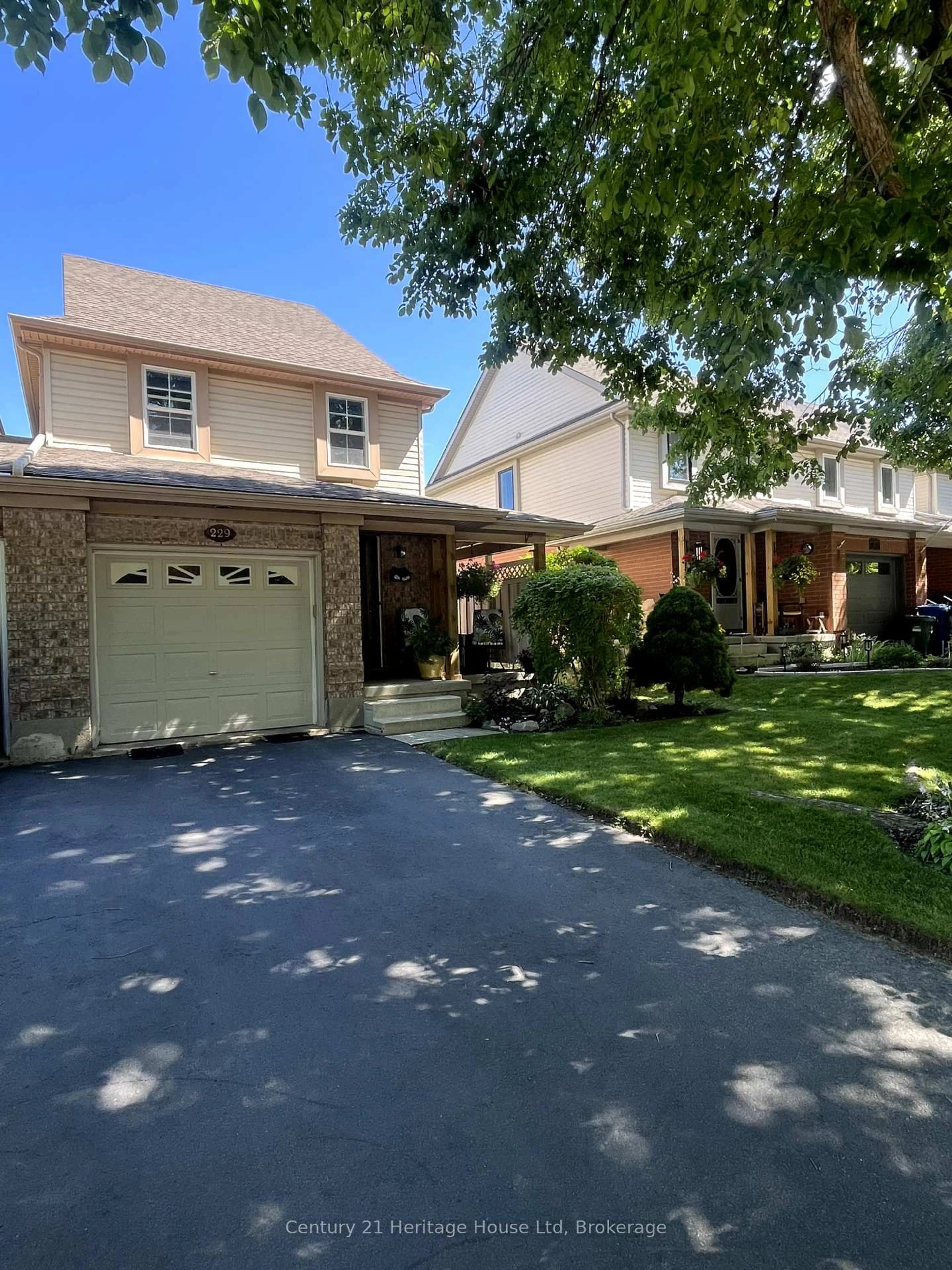 Unknown for 229 Silurian Dr, Guelph Ontario N1E 7B8