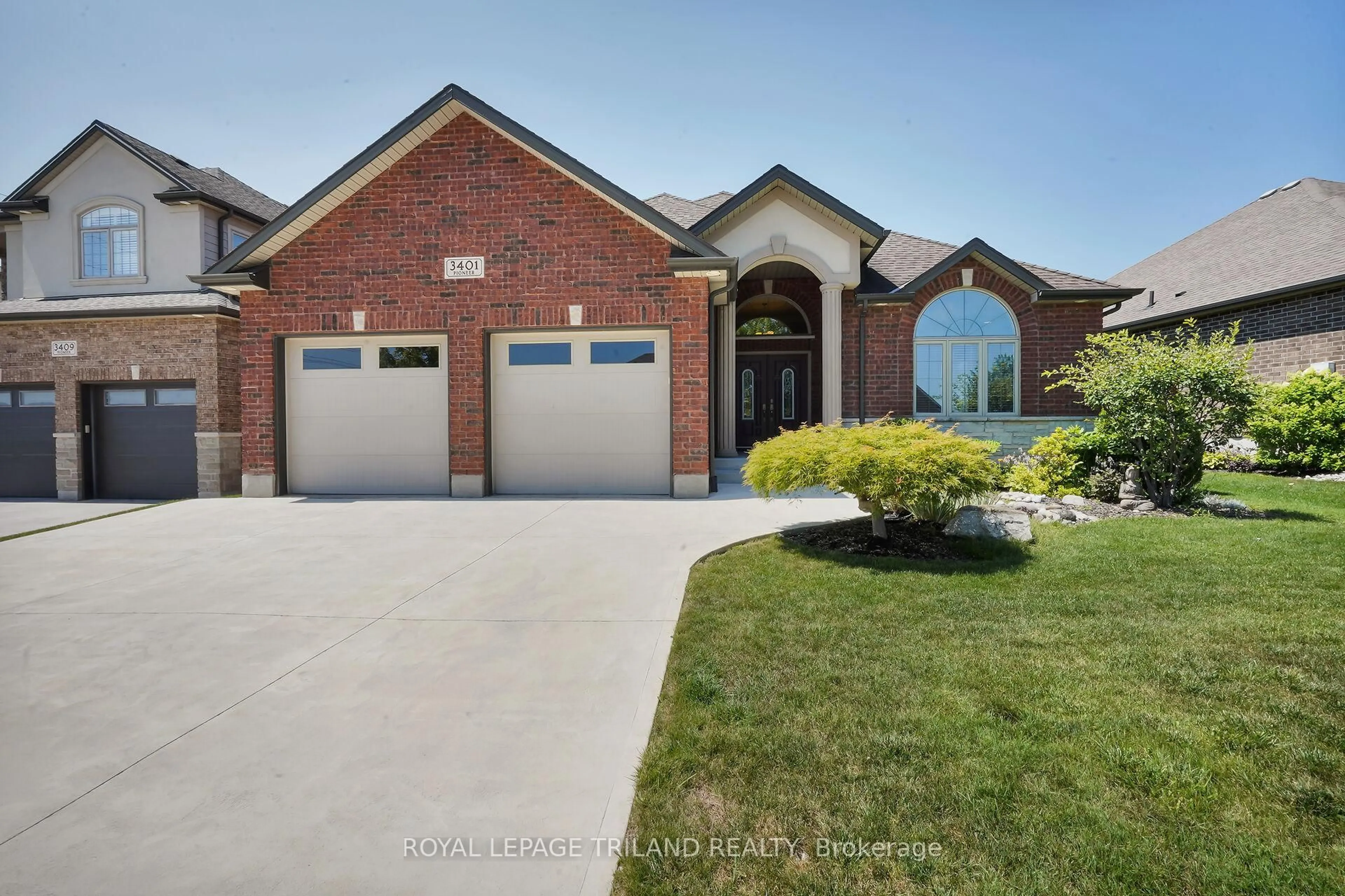 Home with brick exterior material, street for 3401 Pioneer Pkwy, London South Ontario N6P 0A8