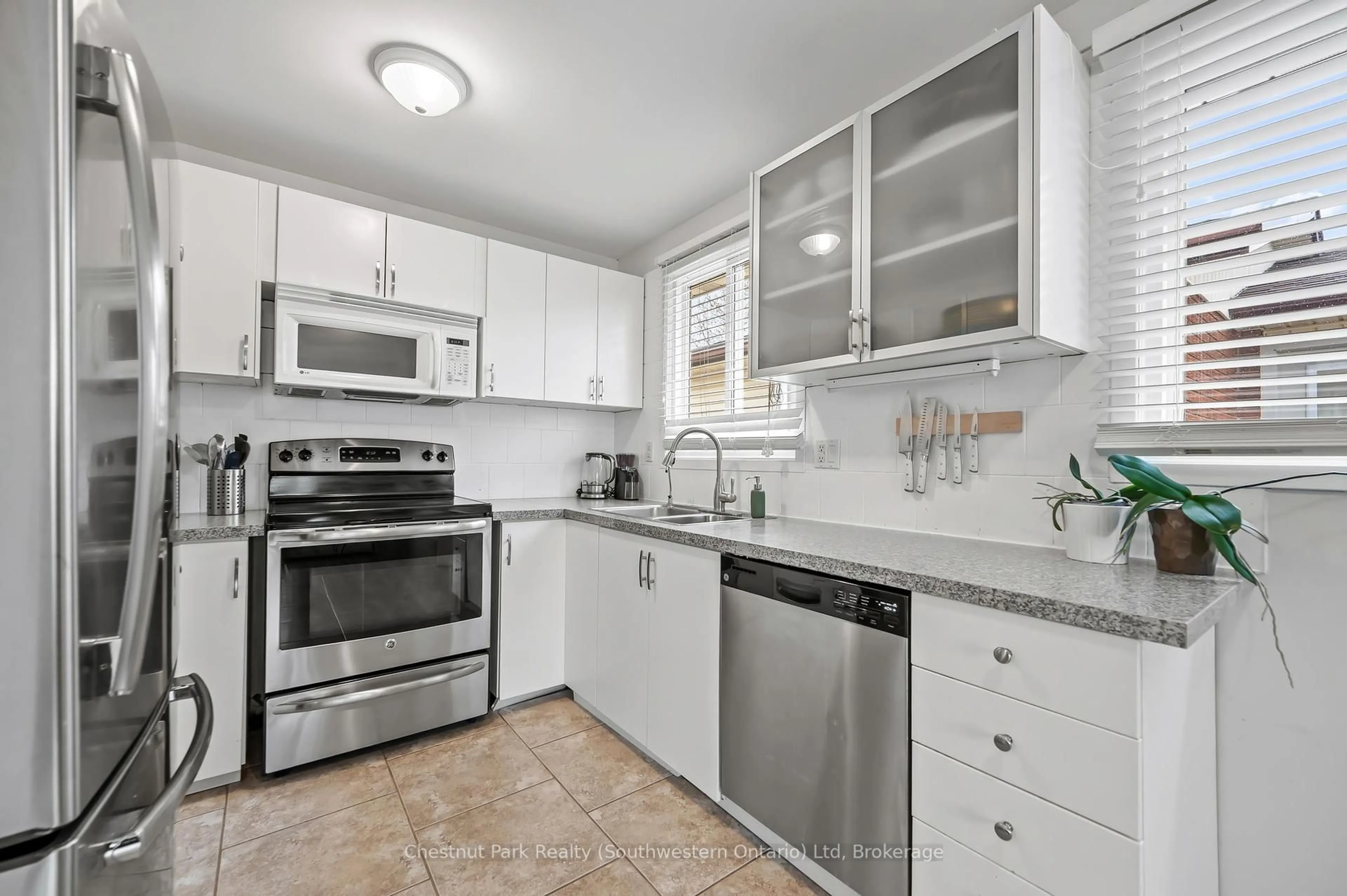 Standard kitchen, ceramic/tile floor for 235 Auden Rd, Guelph Ontario N1E 6N5