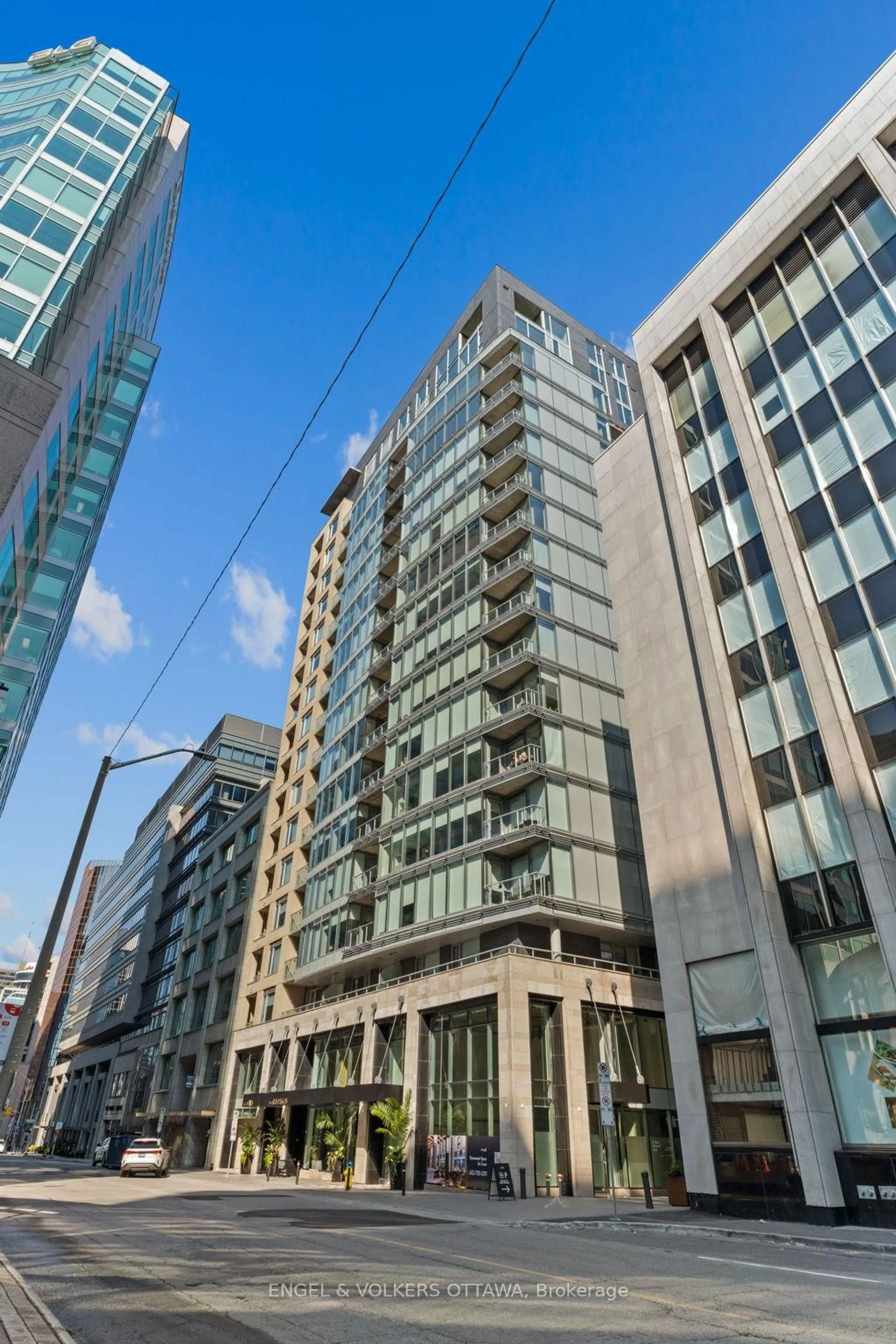 Unknown for 101 Queen St #807, Ottawa Ontario K1P 0B7