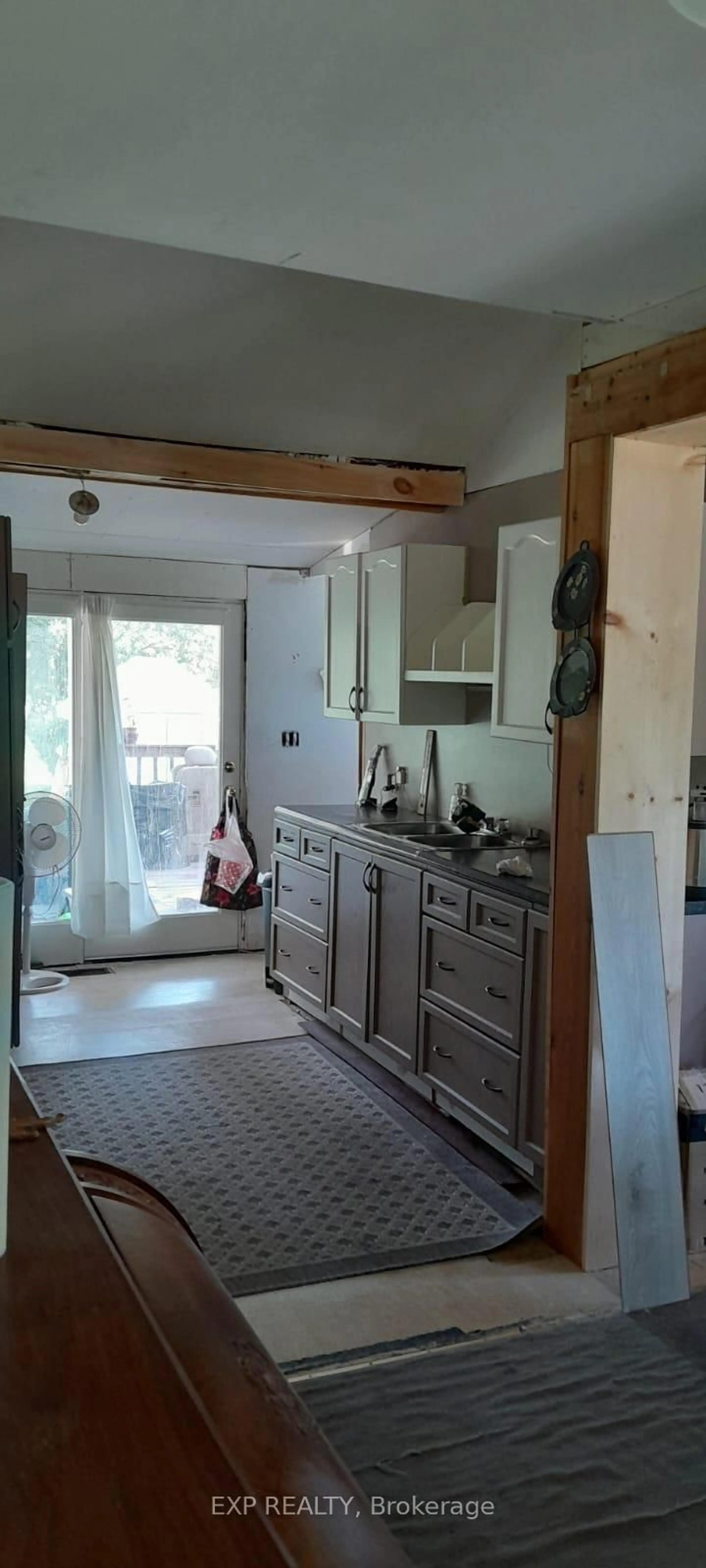 Unknown for 330 Helena St, Fort Erie Ontario L2A 4J8