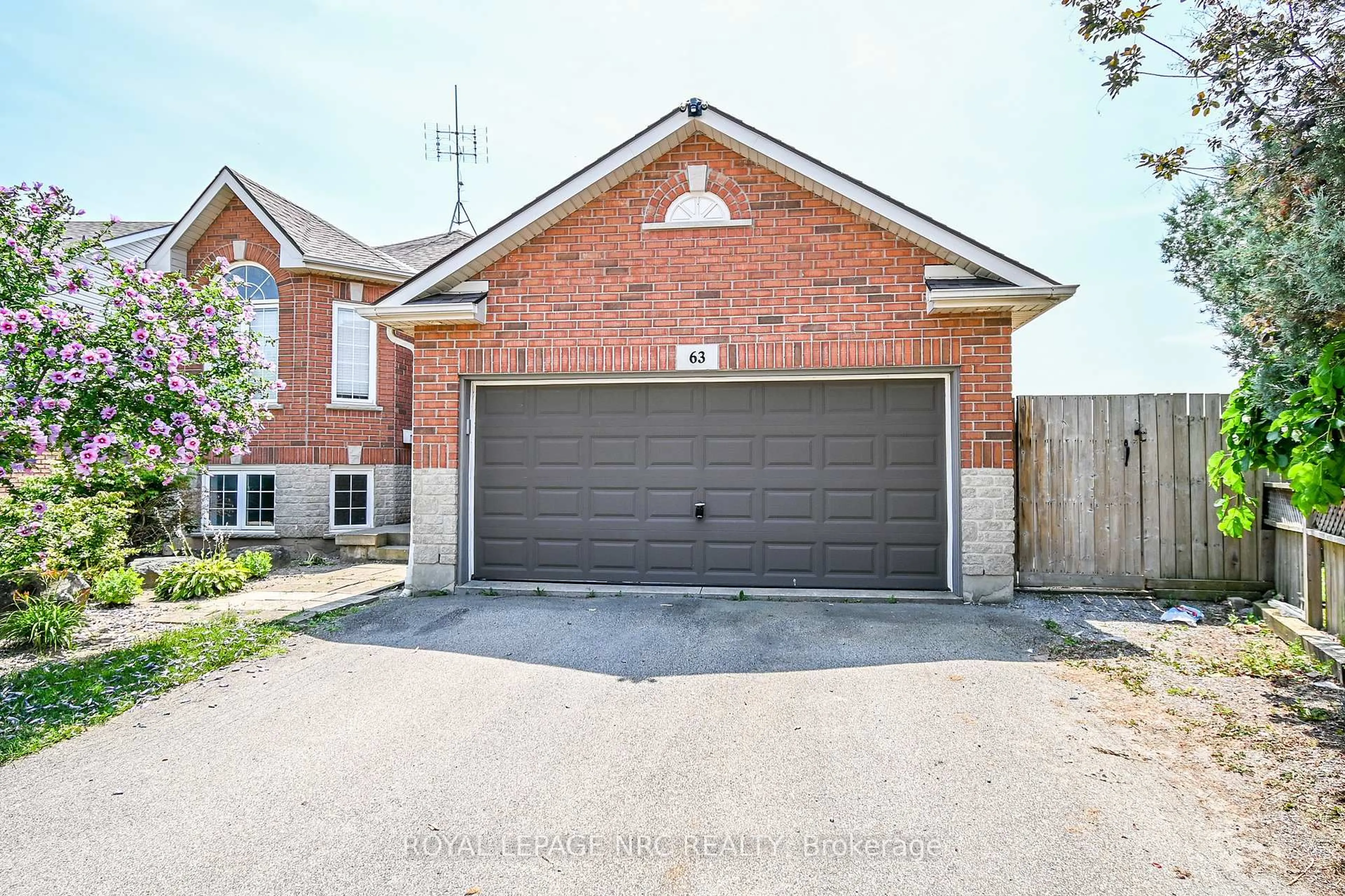 Home with brick exterior material, street for 63 Honey Locust Circ, Thorold Ontario L2V 5E2