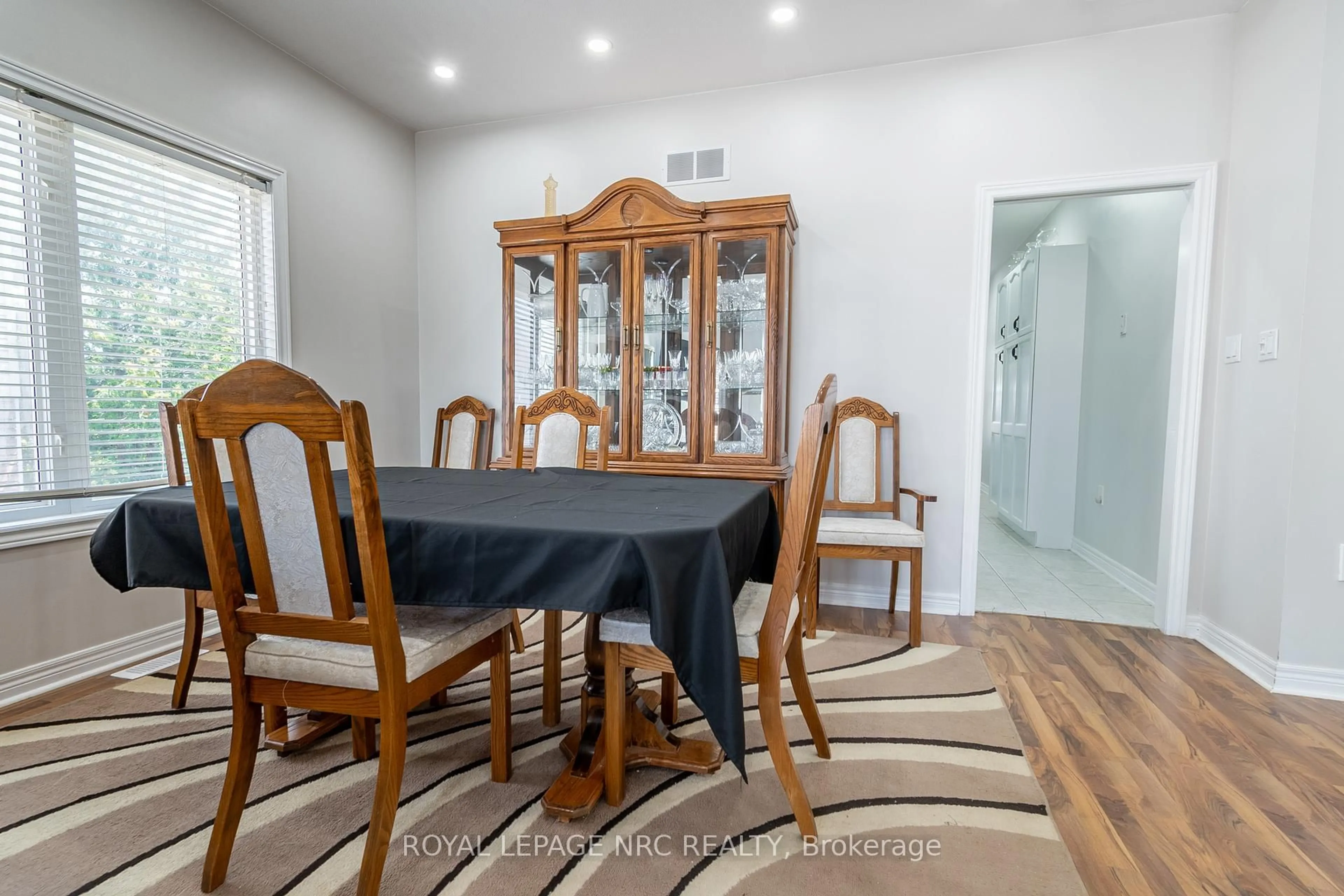 Dining room, unknown for 63 Honey Locust Circ, Thorold Ontario L2V 5E2