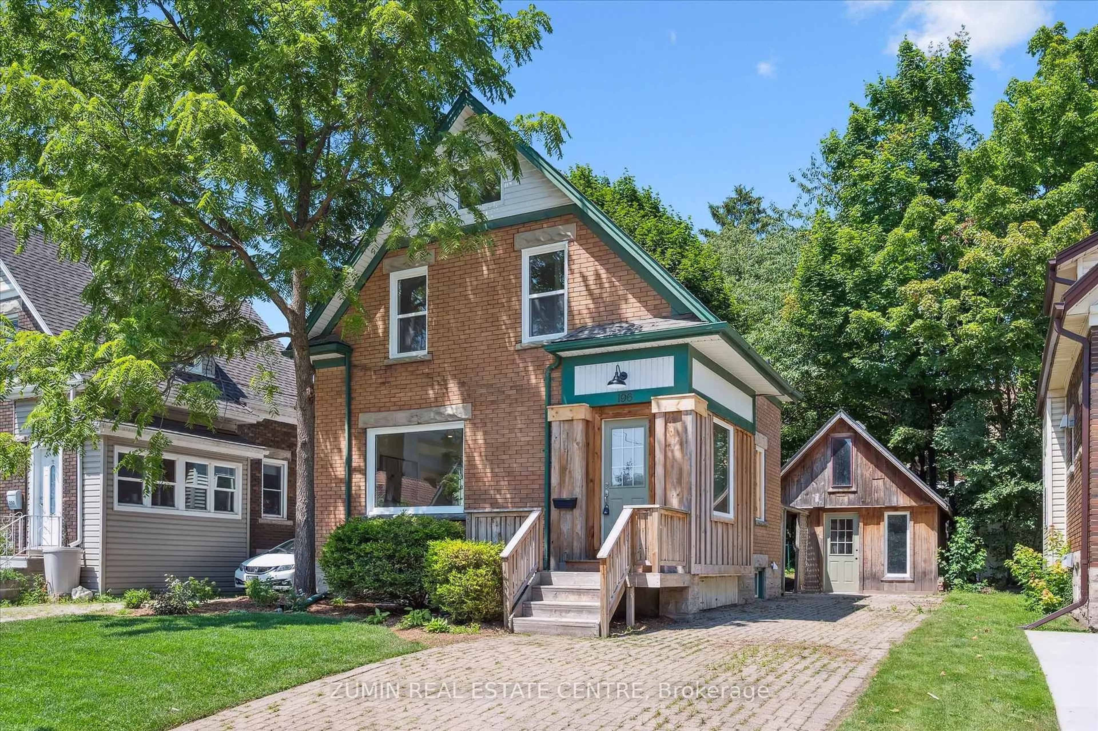 Home with brick exterior material, street for 196 Kent Ave, Kitchener Ontario N2G 3R4