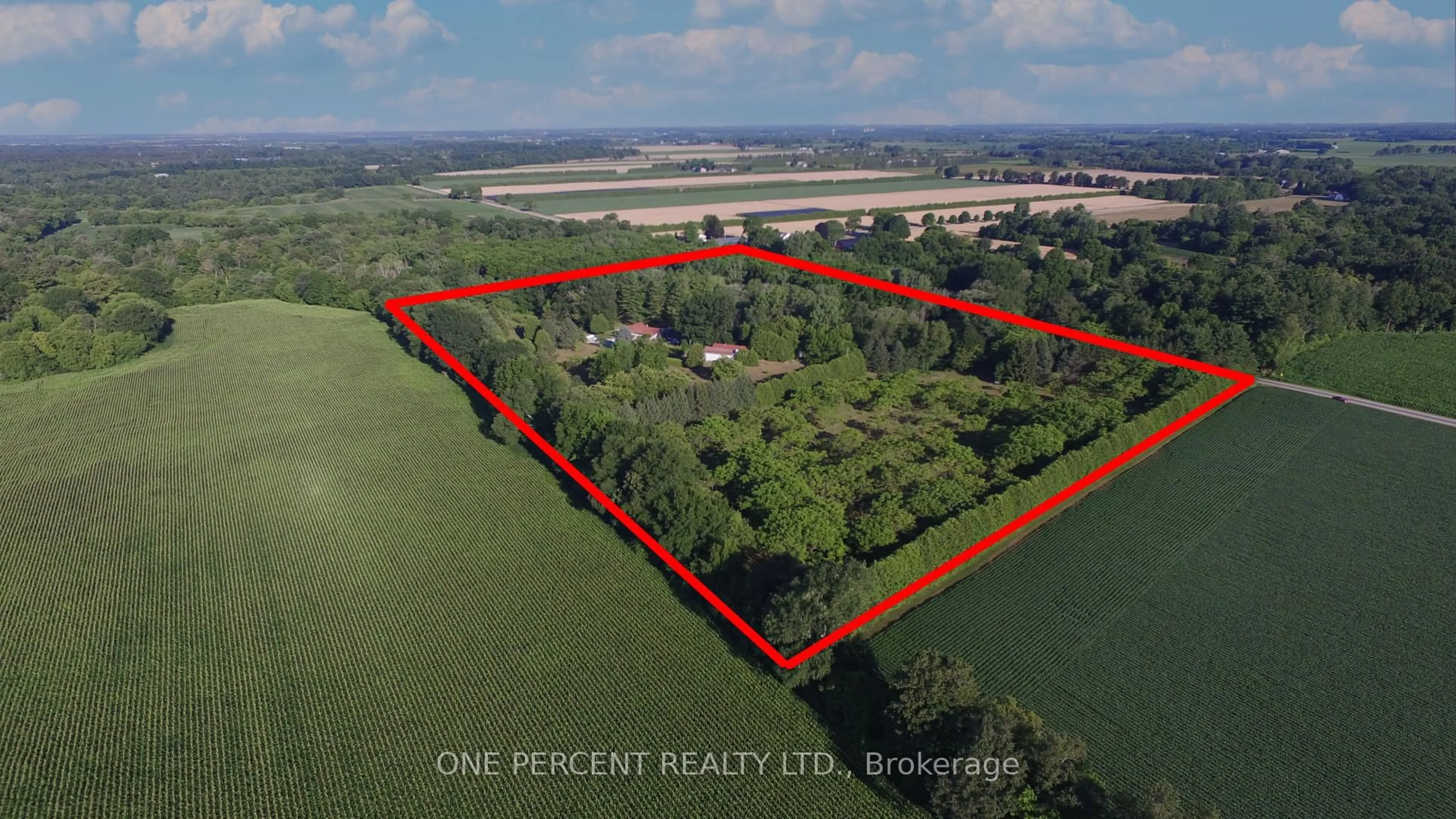 A pic from outside/outdoor area/front of a property/back of a property/a pic from drone, water/lake/river/ocean view for 266132 Maple Dell Rd, Norwich Ontario N0J 1P0