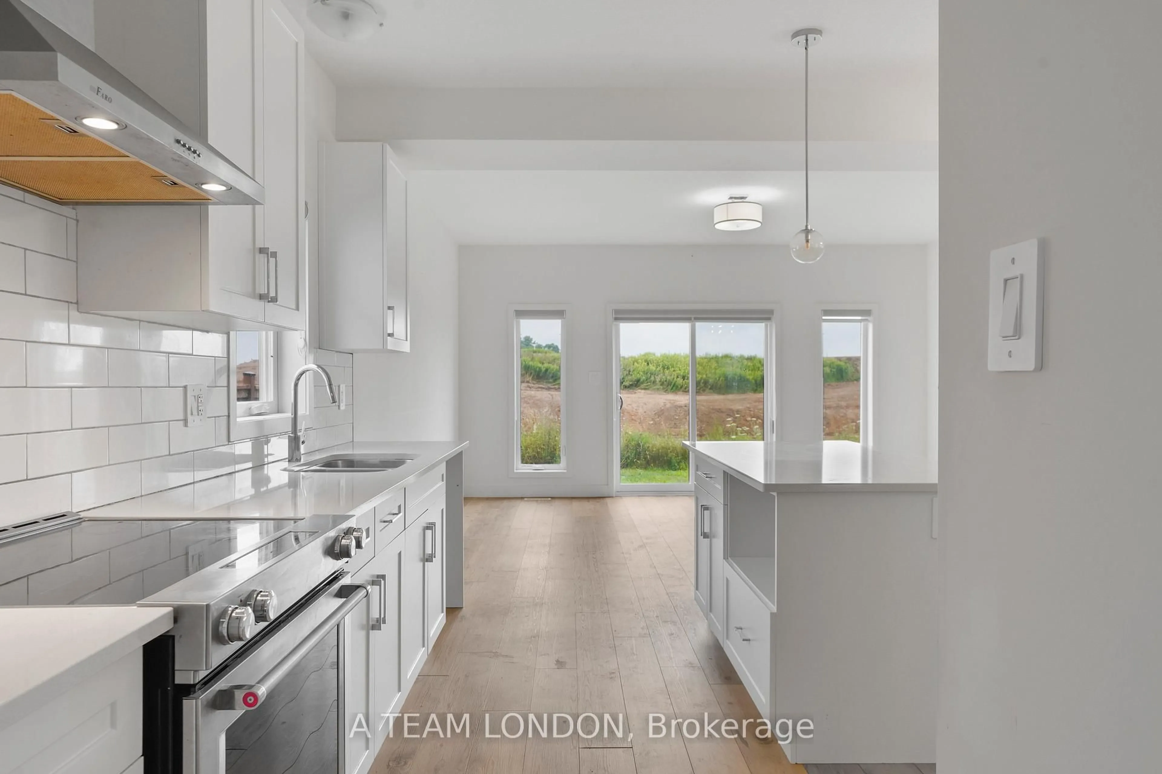 Open concept kitchen, unknown for 1612 Capri Cres, London North Ontario N6G 3P2