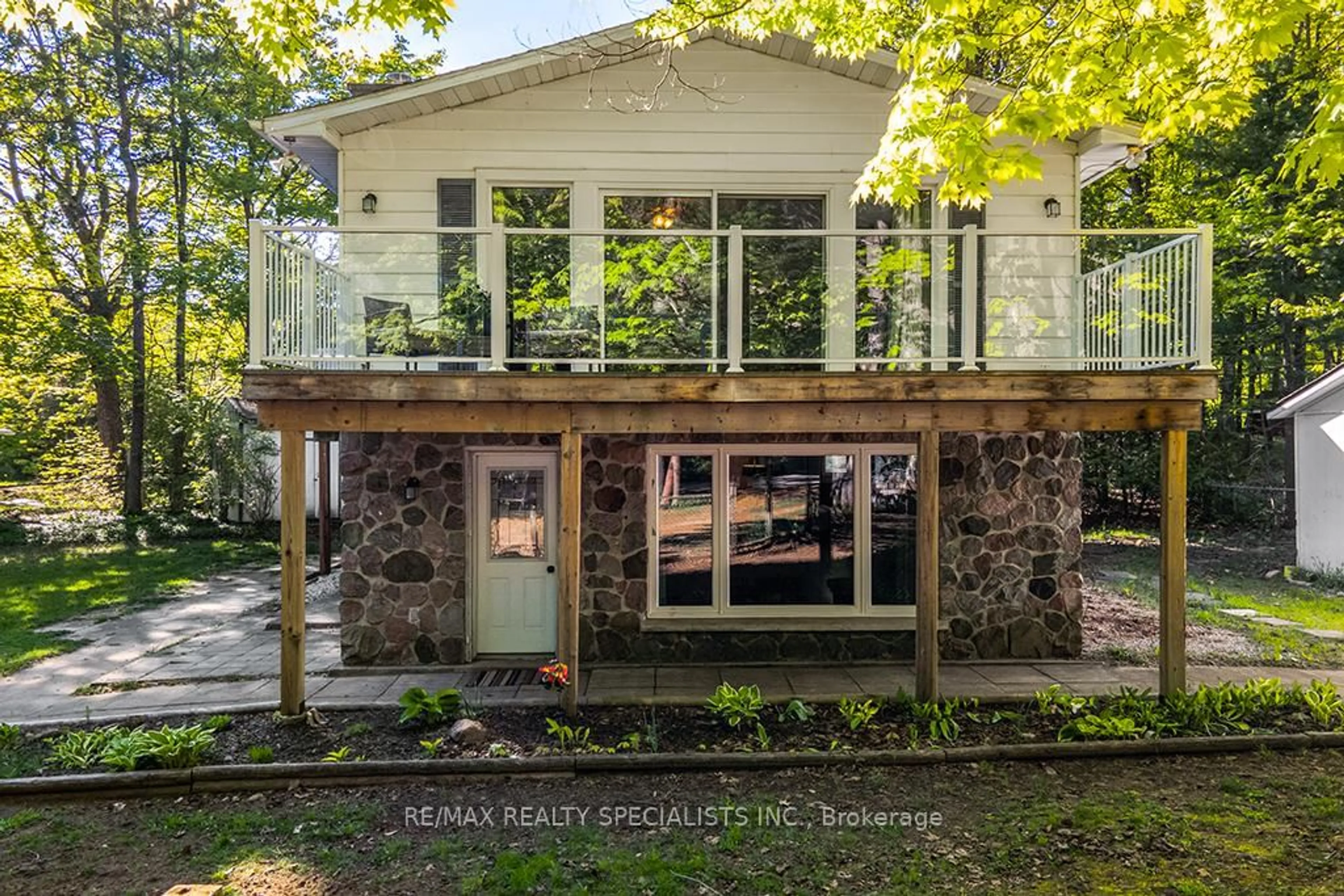 Patio, water/lake/river/ocean view for 6 Burton Cres, South Bruce Peninsula Ontario N0H 2G0