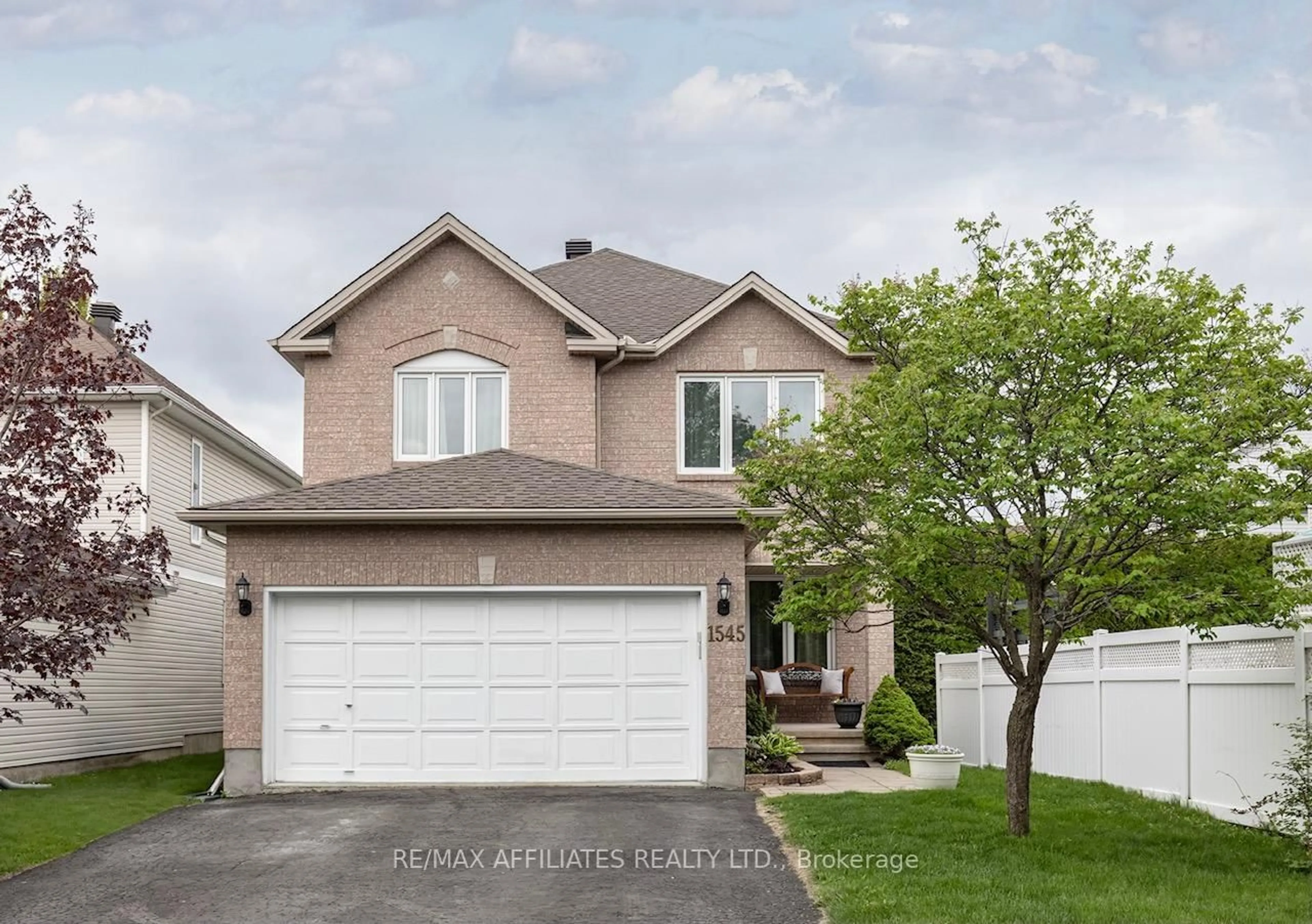 Home with brick exterior material, street for 1545 Senateurs Way, Orleans Ontario K4A 4A2