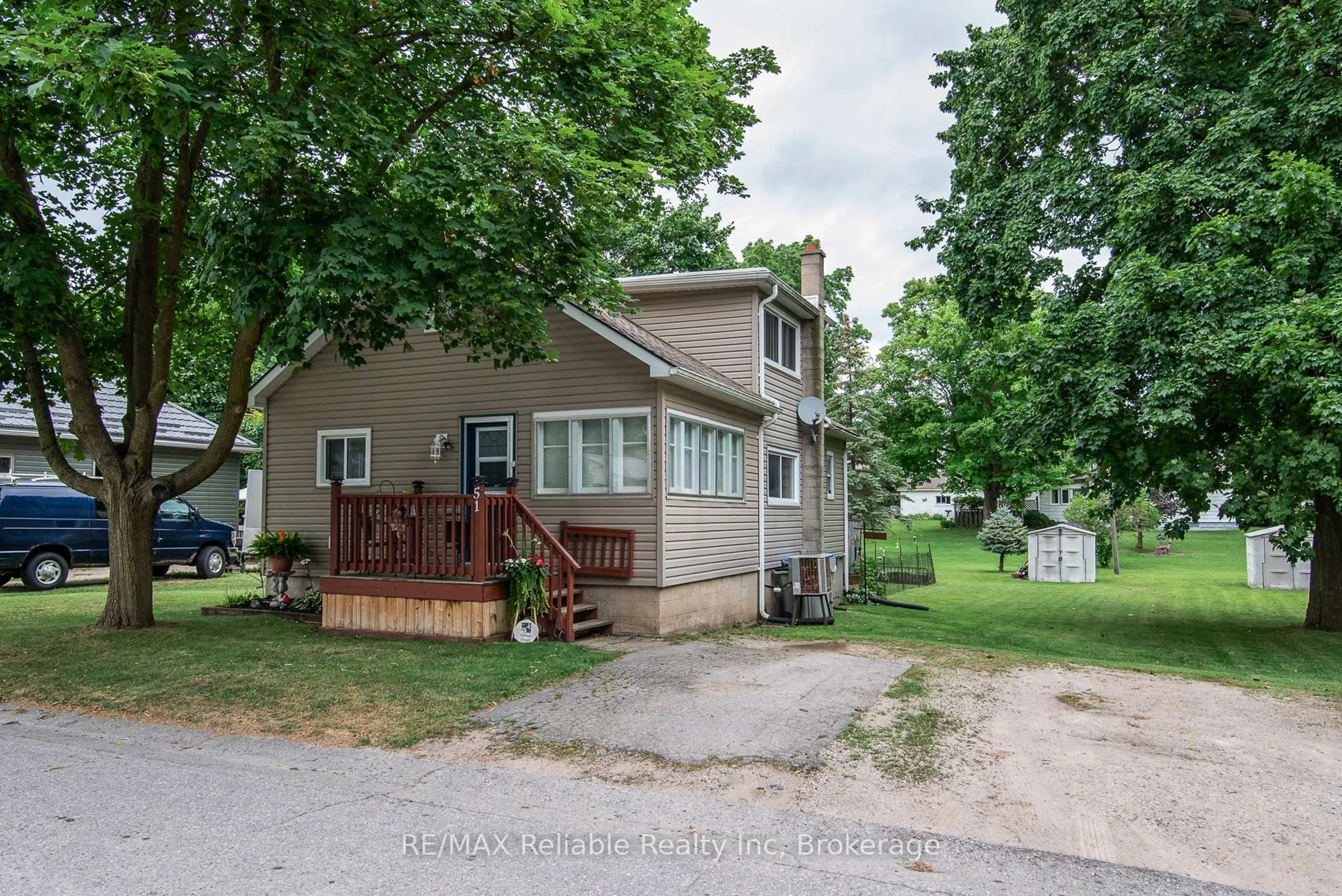 Unknown for 51 Dunlop St, Central Huron Ontario N0M 1L0
