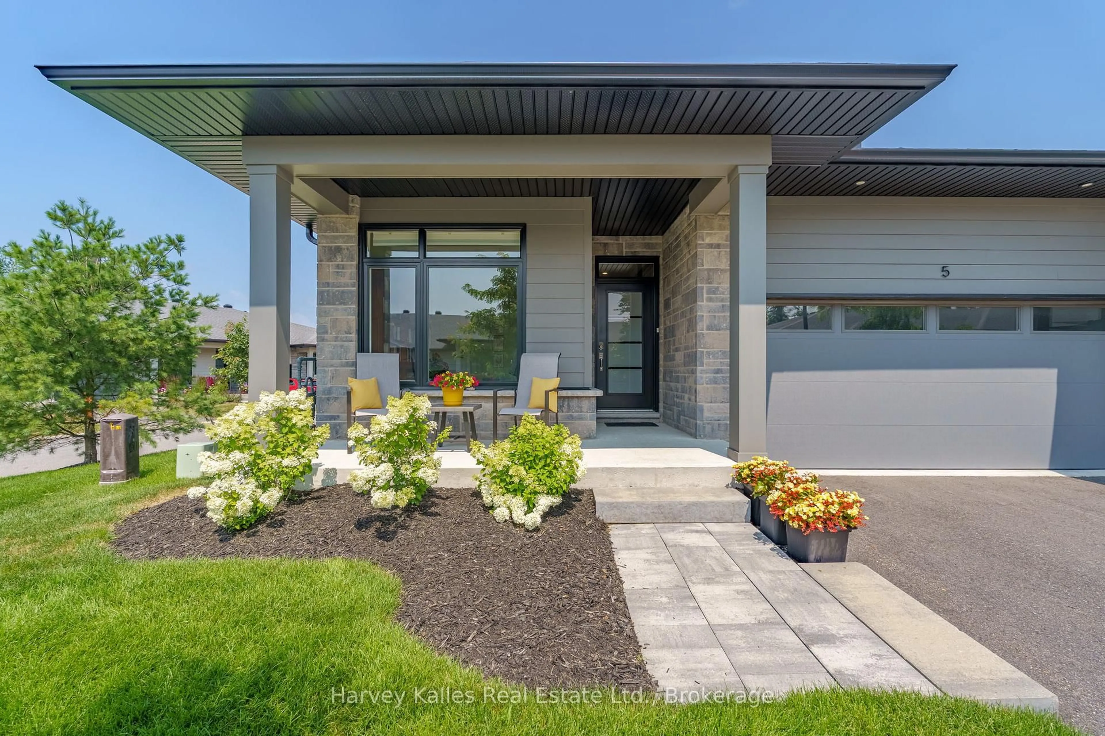 Unknown for 5 Blue Birch Lane, Huntsville Ontario P1H 0G4