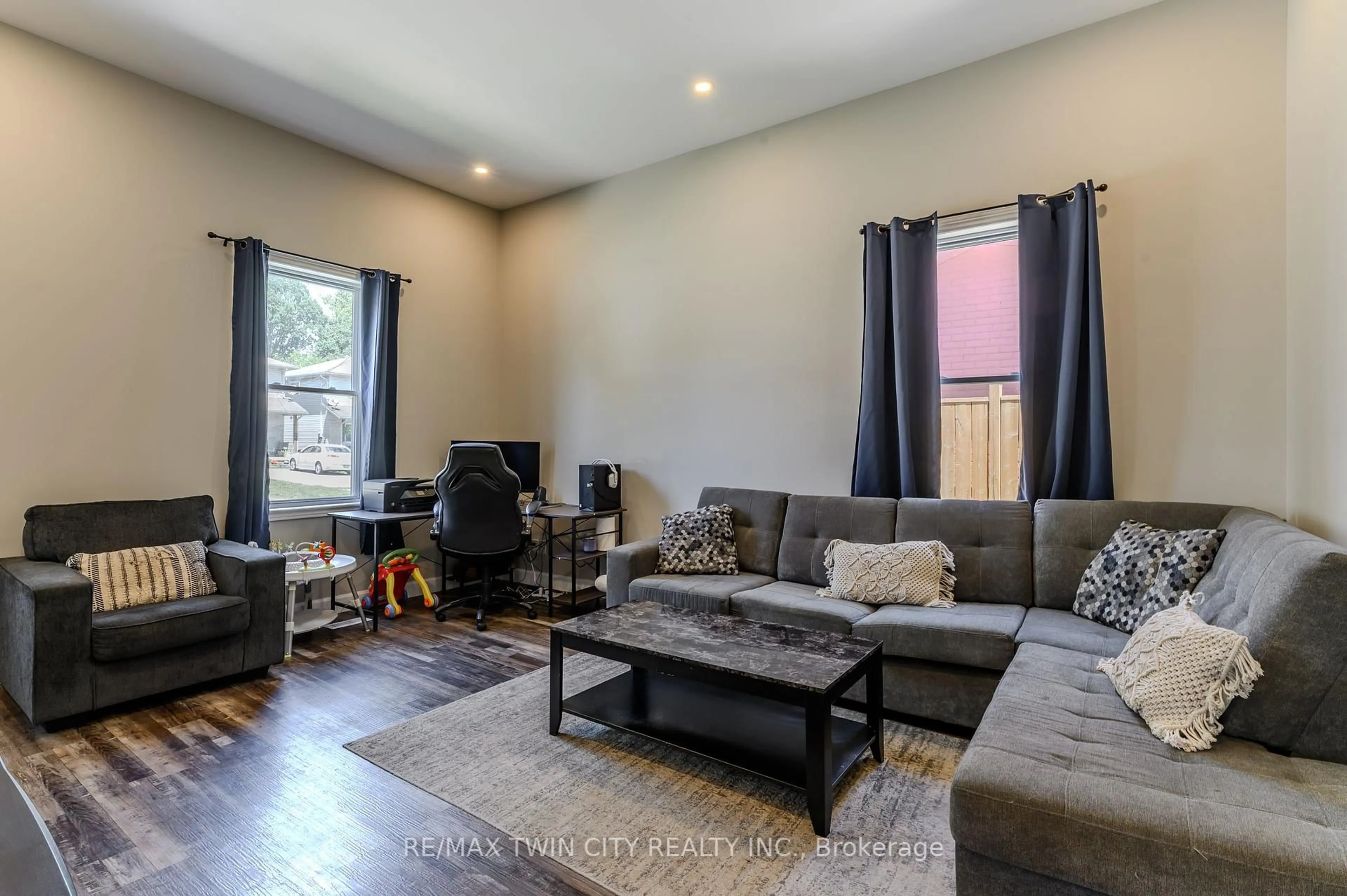 Living room with furniture, unknown for 18 Winniett St, Brantford Ontario N3T 1M4