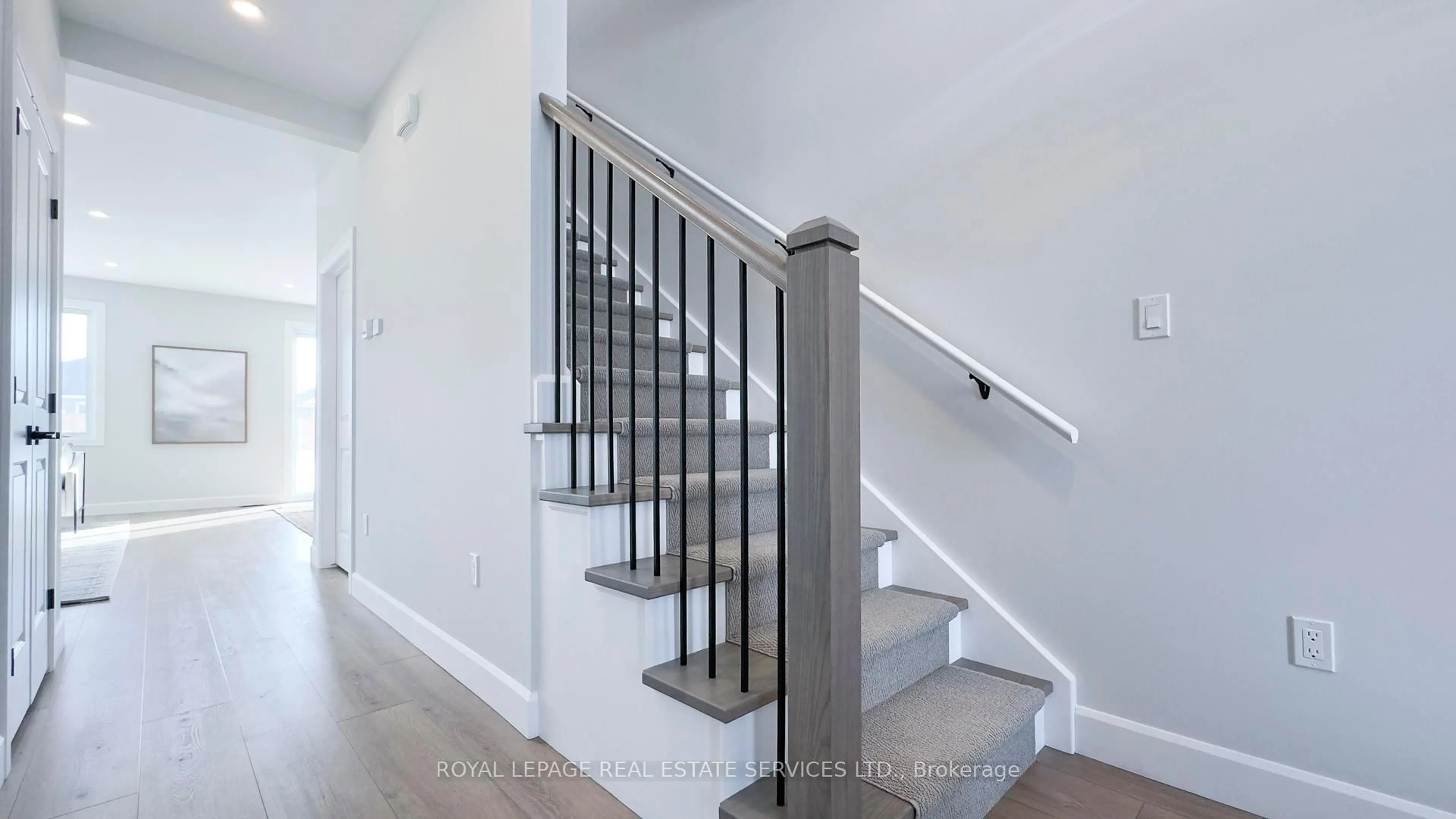 Stairs for 139 Shearwater Tr, Goderich Ontario N7A 0C7