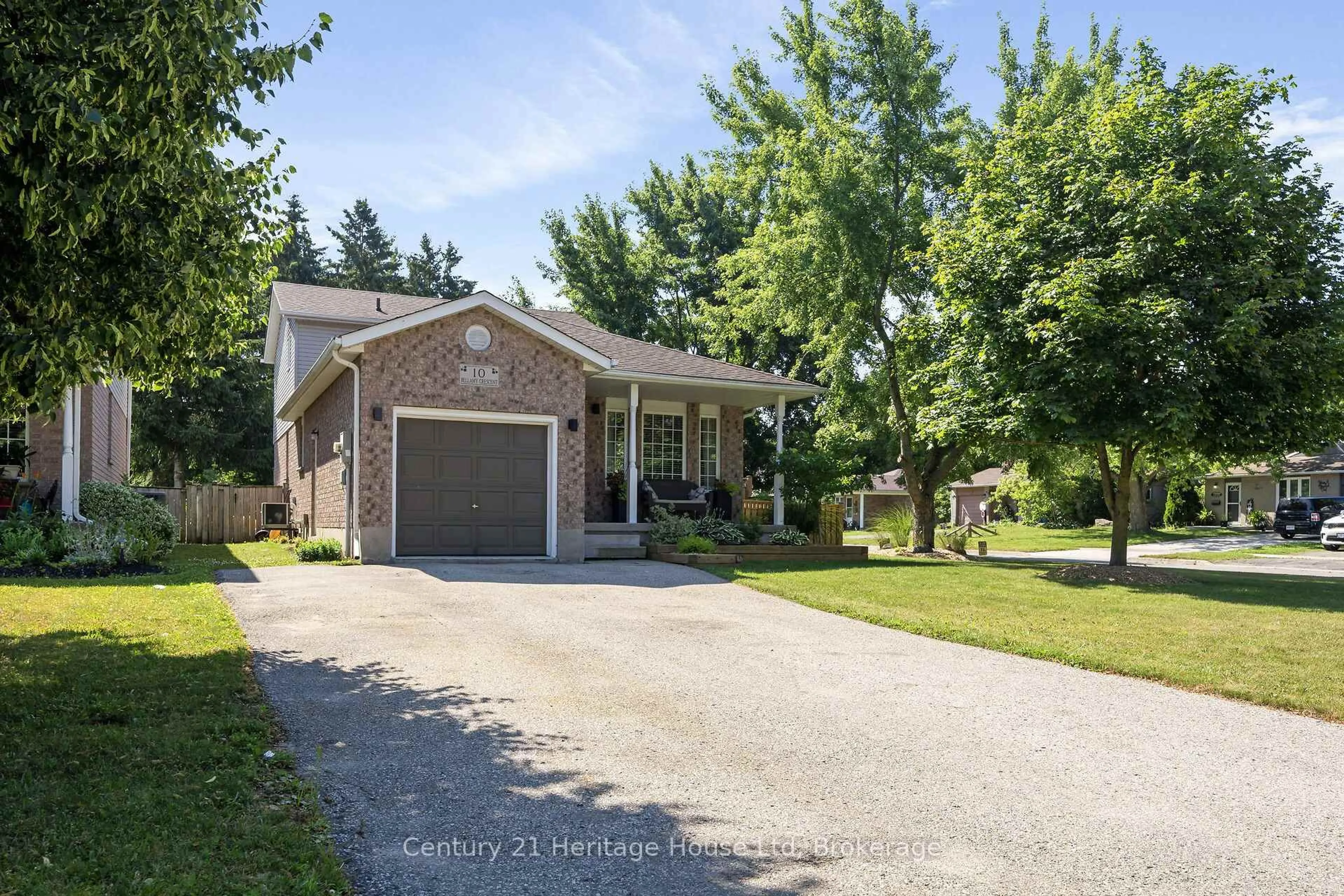 Unknown for 10 Bellamy Cres, Centre Wellington Ontario N1M 3S7