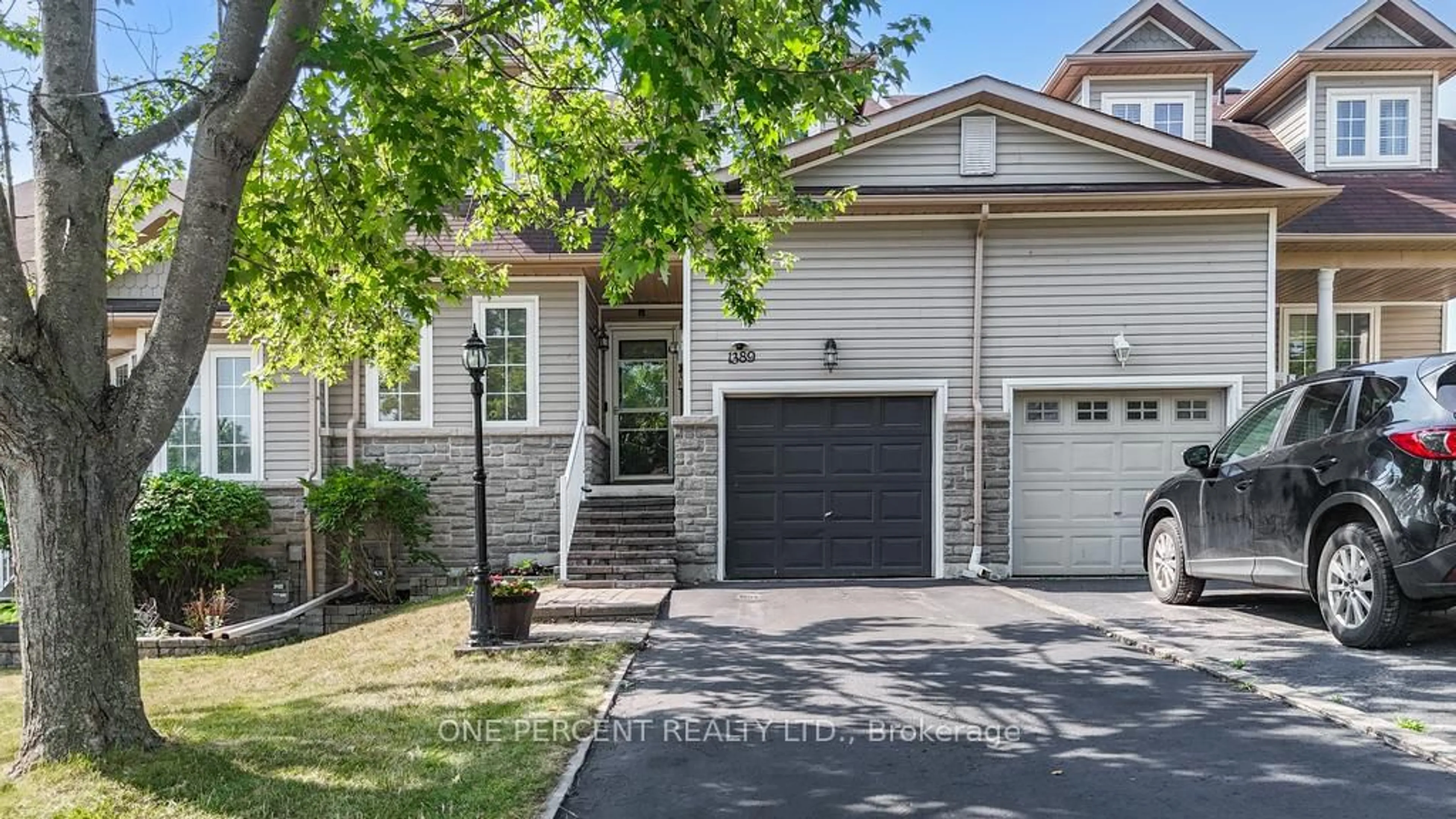Home with vinyl exterior material, street for 1389 HANCOX Crt, Peterborough West Ontario K9K 2M1