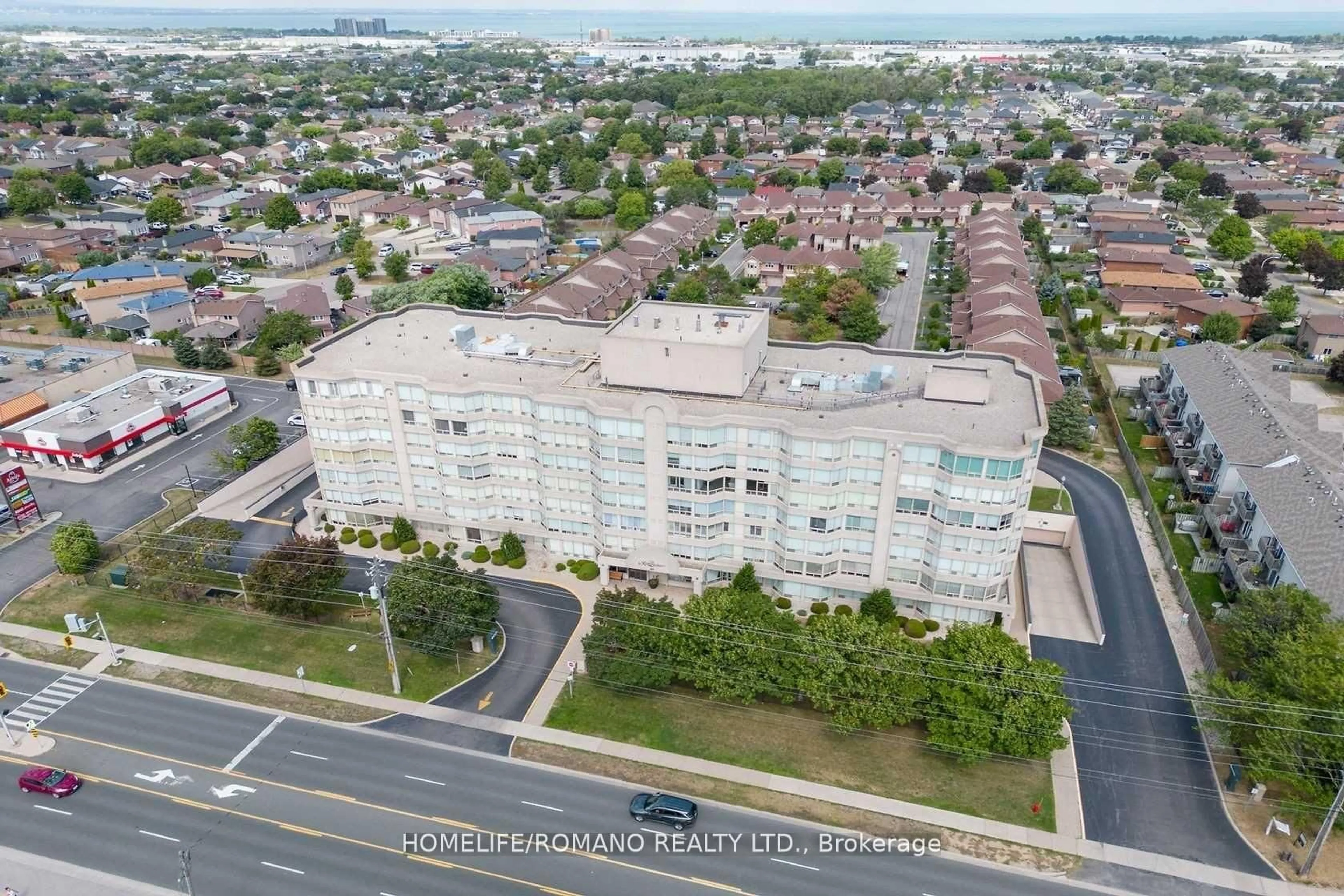 A pic from outside/outdoor area/front of a property/back of a property/a pic from drone, unknown for 495 Highway 8 #506, Hamilton Ontario L8G 5E1