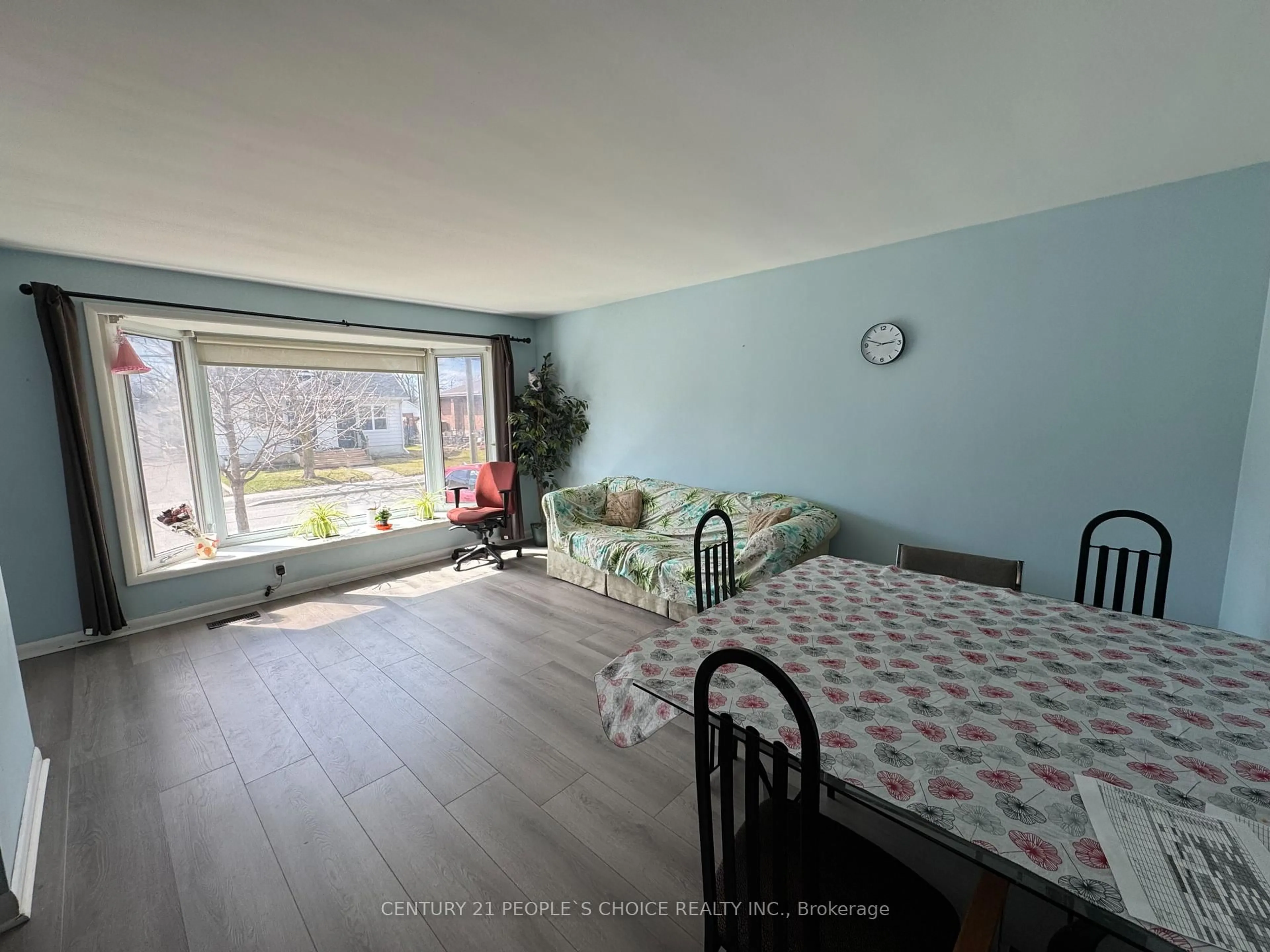 A pic of a room for 57 Sinclair St, Belleville Ontario K8P 3S7