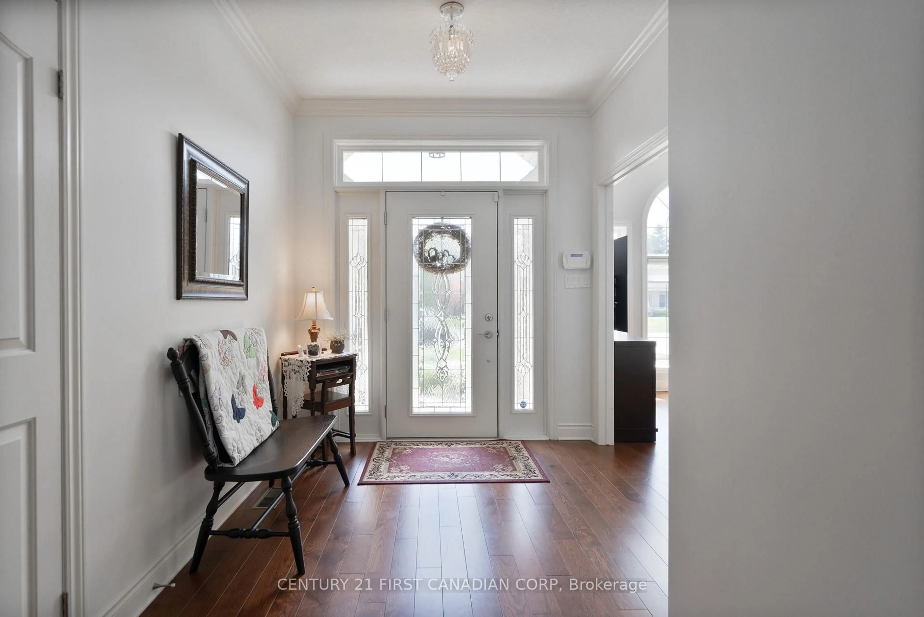 Indoor entryway for 363 Darcy Dr, Strathroy-Caradoc Ontario N7G 0A1