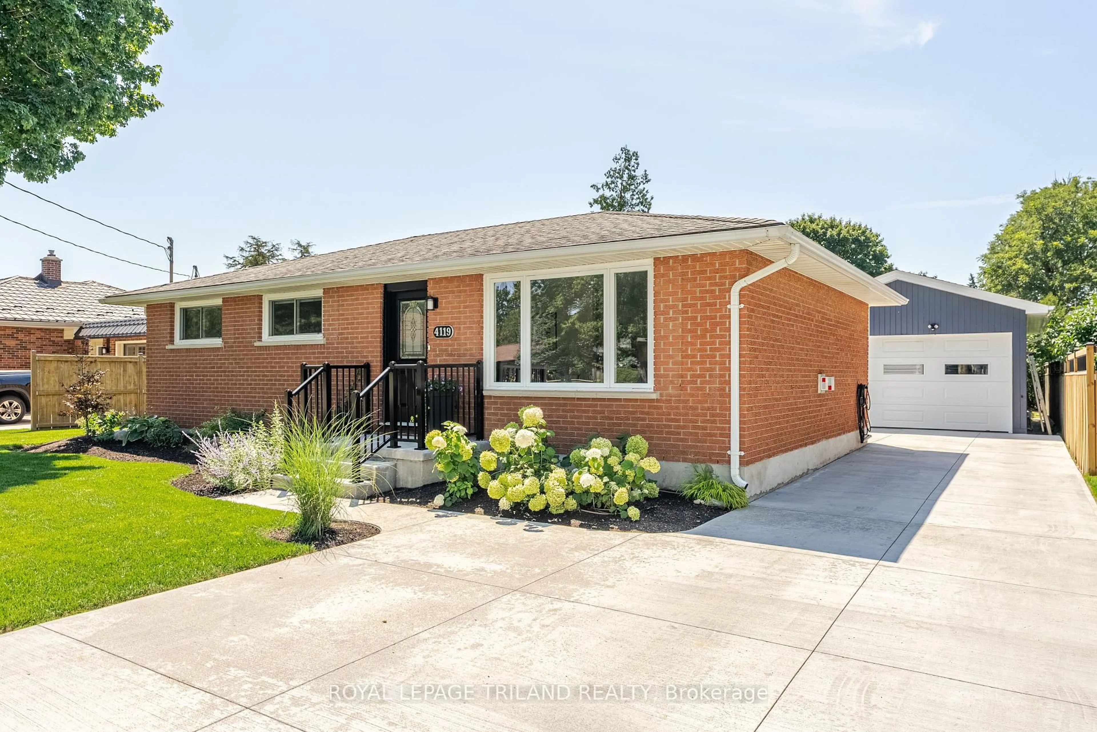 Home with brick exterior material, street for 4119 Hamilton Rd, Thames Centre Ontario N0L 1G2
