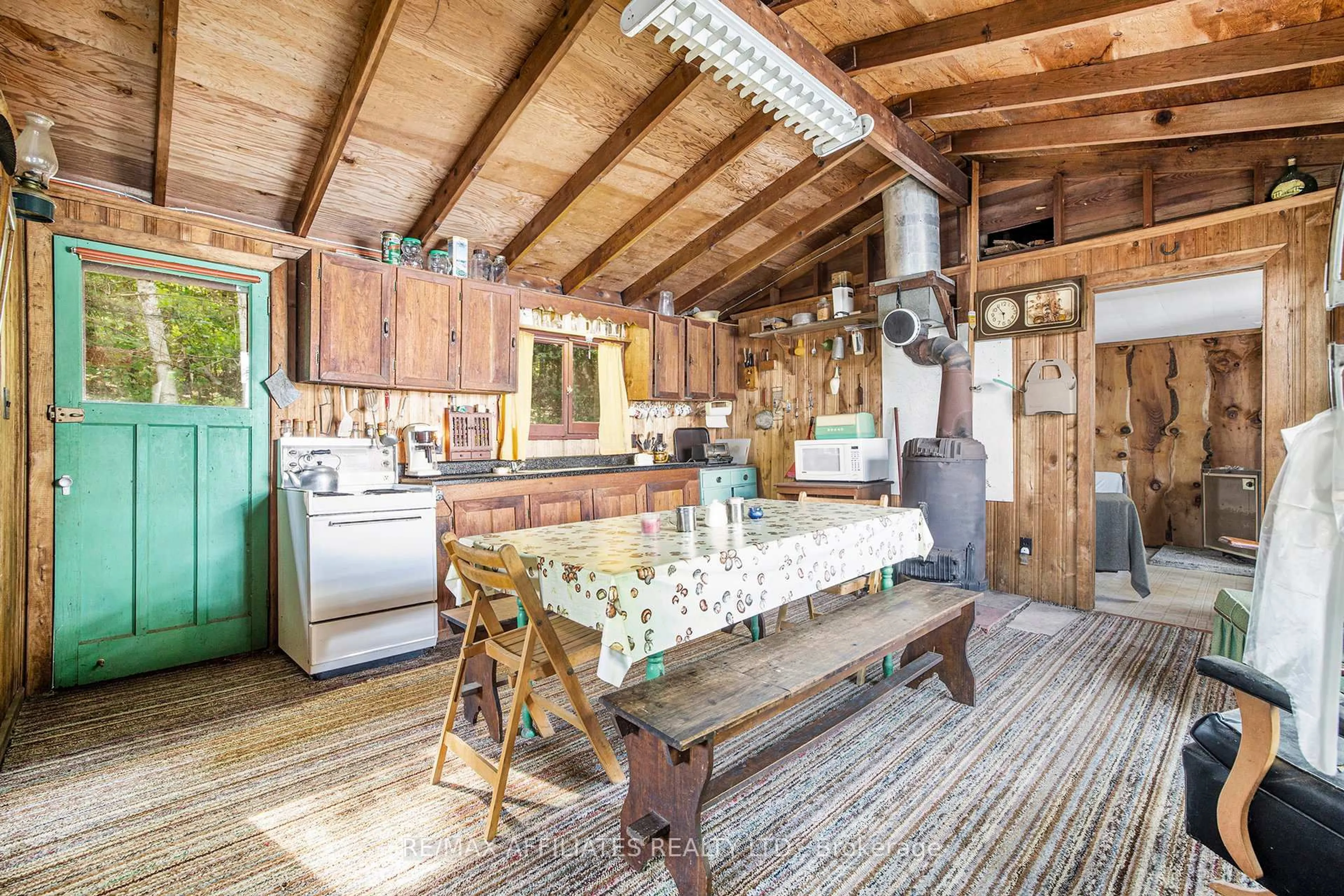Rustic kitchen, unknown for 25252 Eagle Lake, Tichborne Ontario K0H 2V0