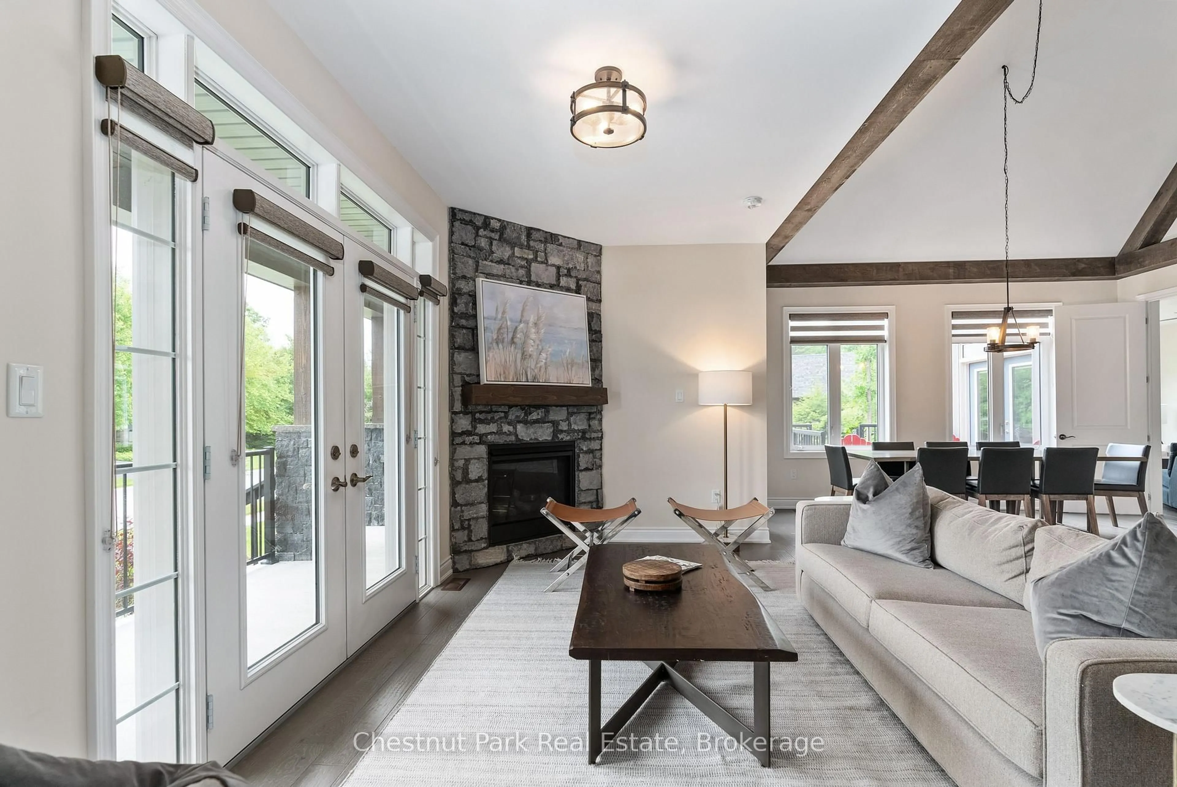 Living room with furniture, unknown for 3 Baypoint Crt, Gravenhurst Ontario P1P 0A2