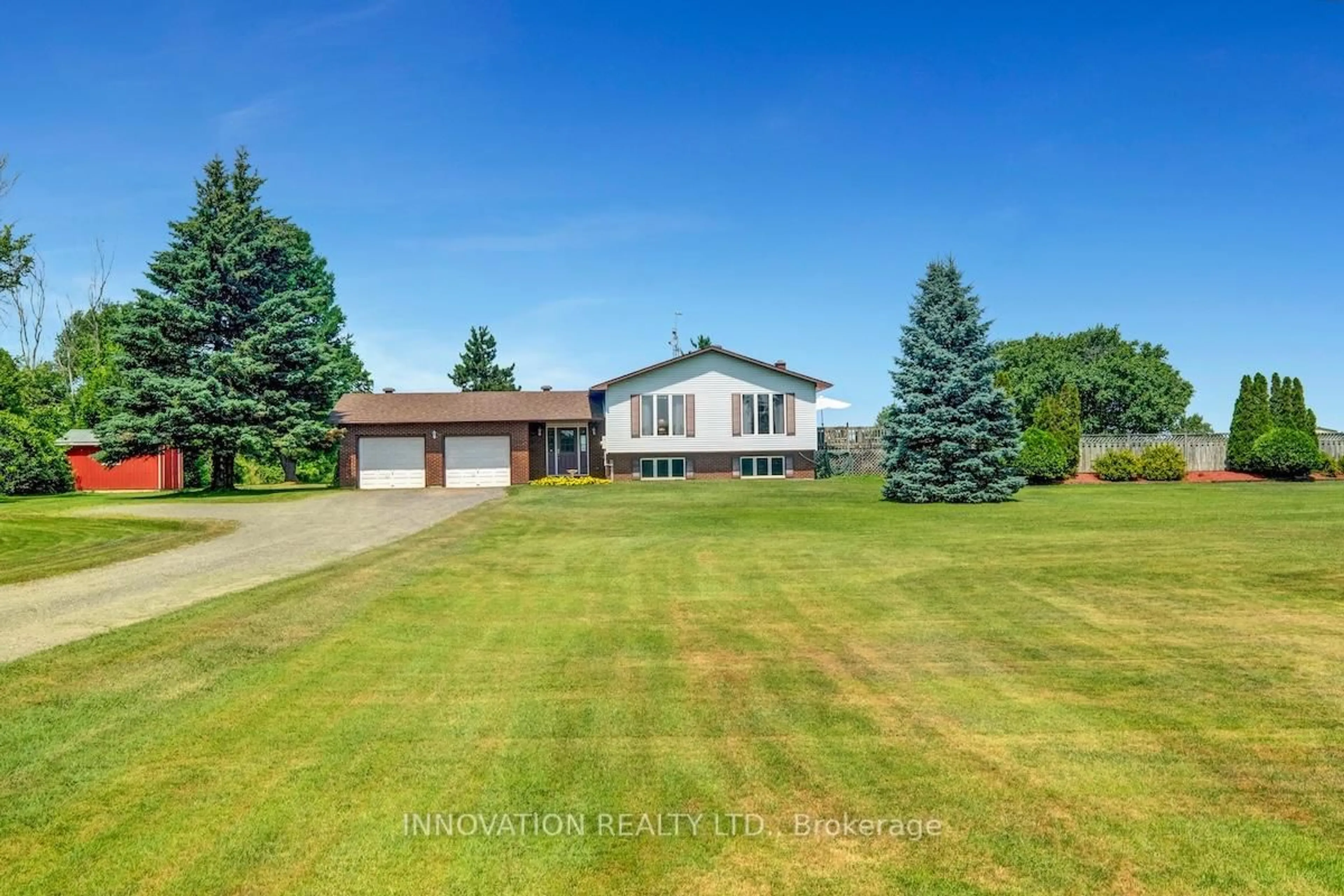 A pic from outside/outdoor area/front of a property/back of a property/a pic from drone, water/lake/river/ocean view for 1565 Lindsay Rd, North Grenville Ontario K0G 1S0