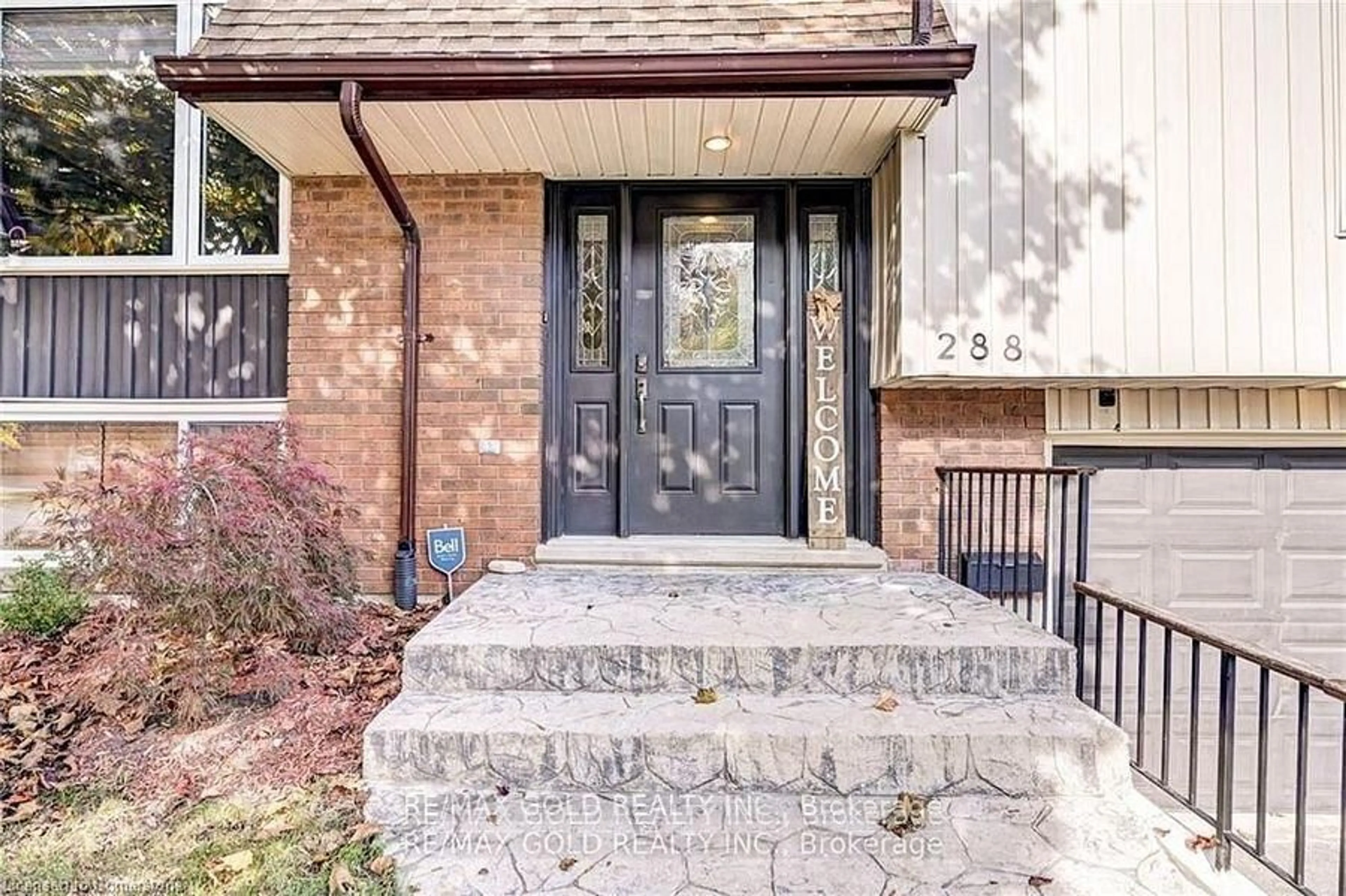 Home with brick exterior material, street for 288 Salisbury Ave, Cambridge Ontario N1S 4H4