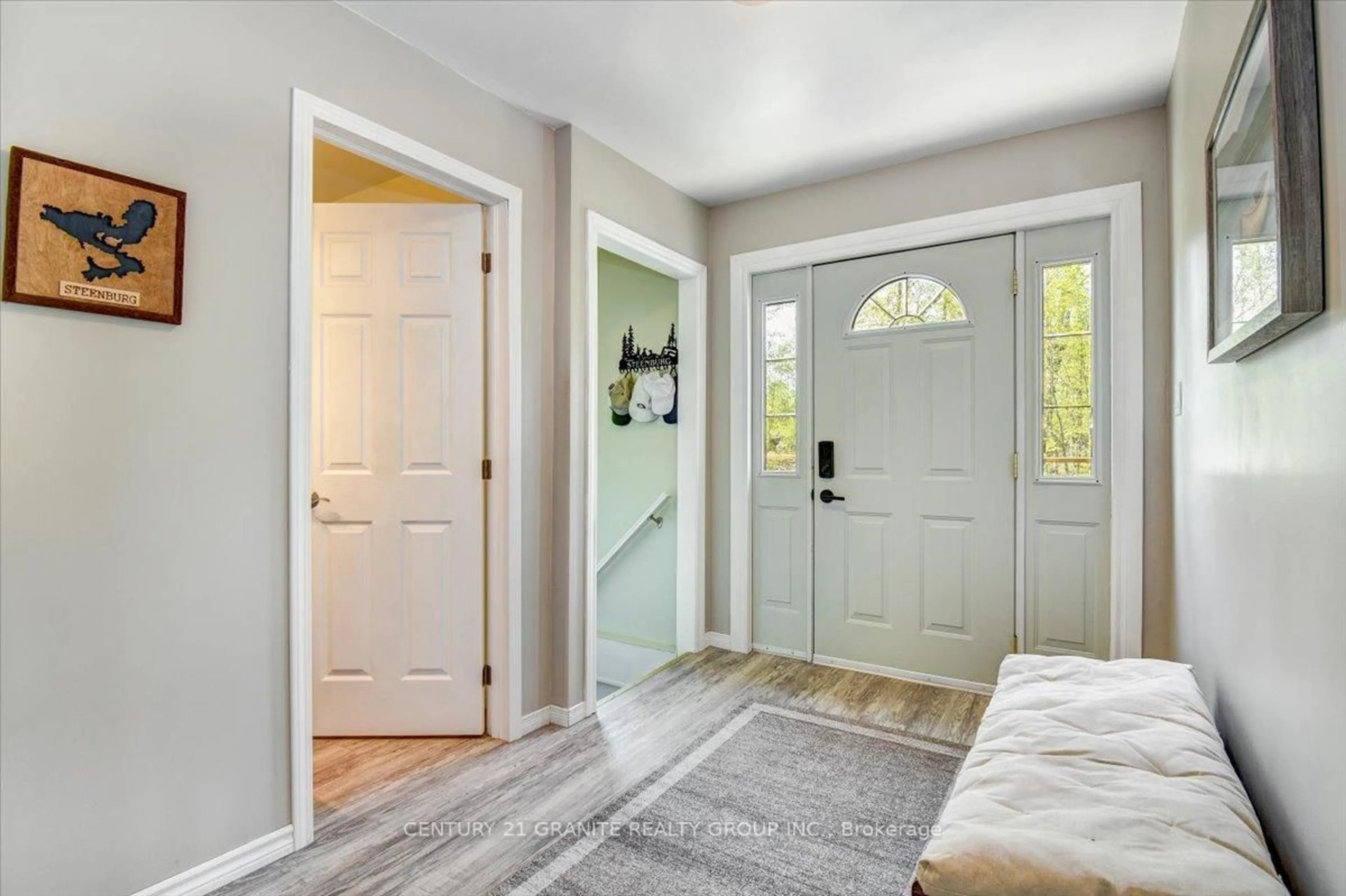 Indoor entryway for 1115A Steenburg Lake North Rd, Hastings Ontario K0L 1W0