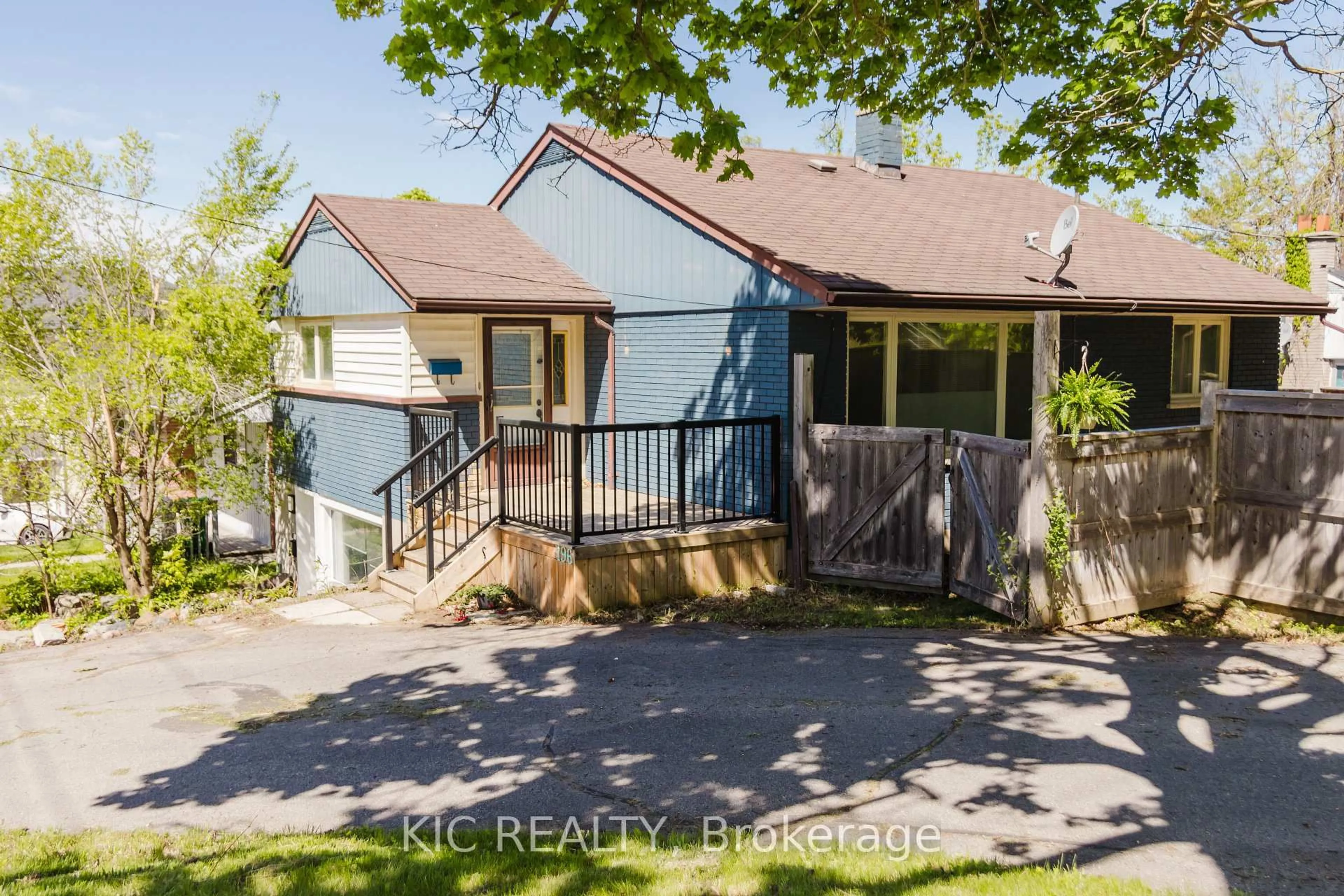 A pic from outside/outdoor area/front of a property/back of a property/a pic from drone, street for 196 Hunter St, Peterborough East Ontario K9H 1G8