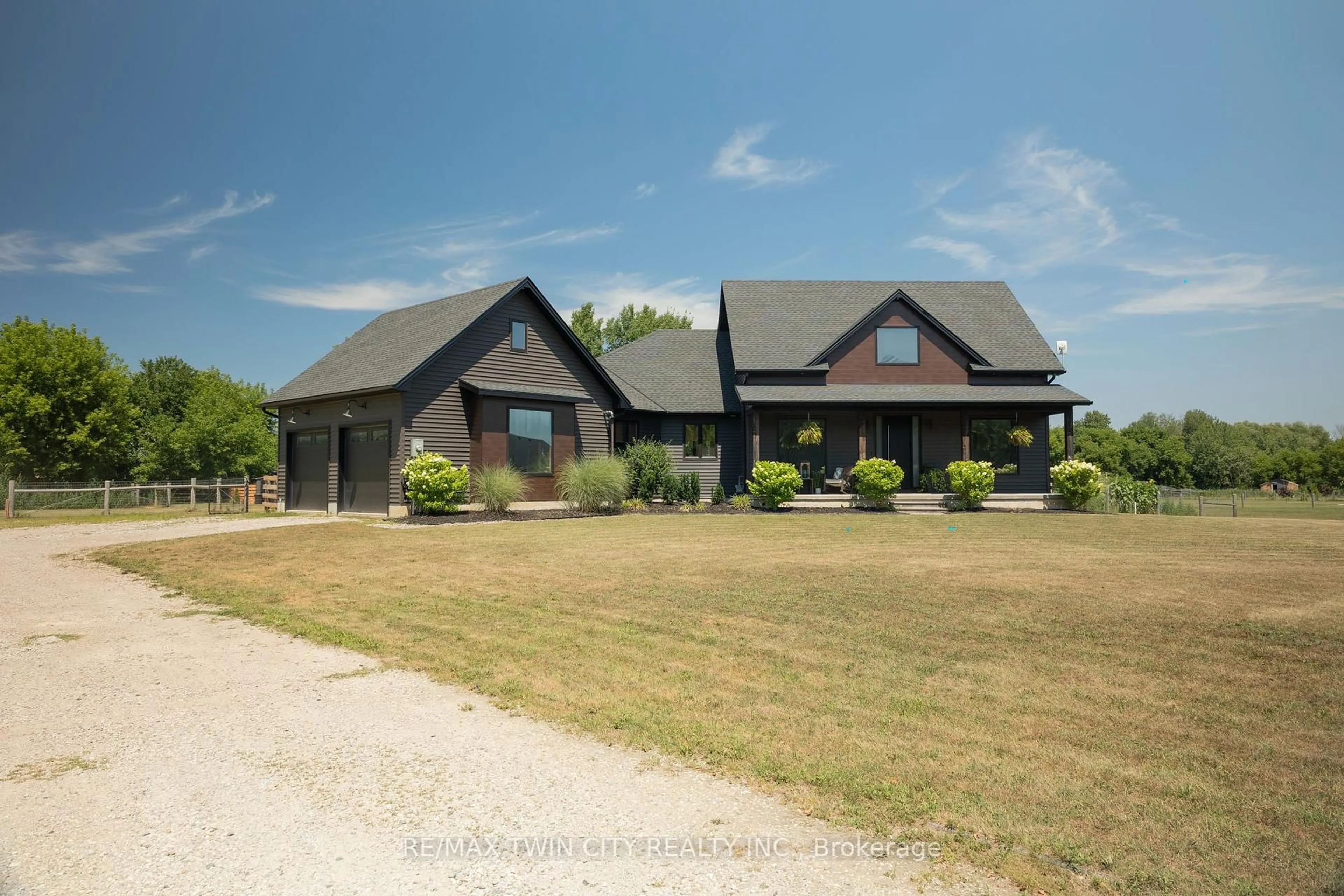 A pic from outside/outdoor area/front of a property/back of a property/a pic from drone, unknown for 16 FORMAN St, Brant Ontario N0E 1R0