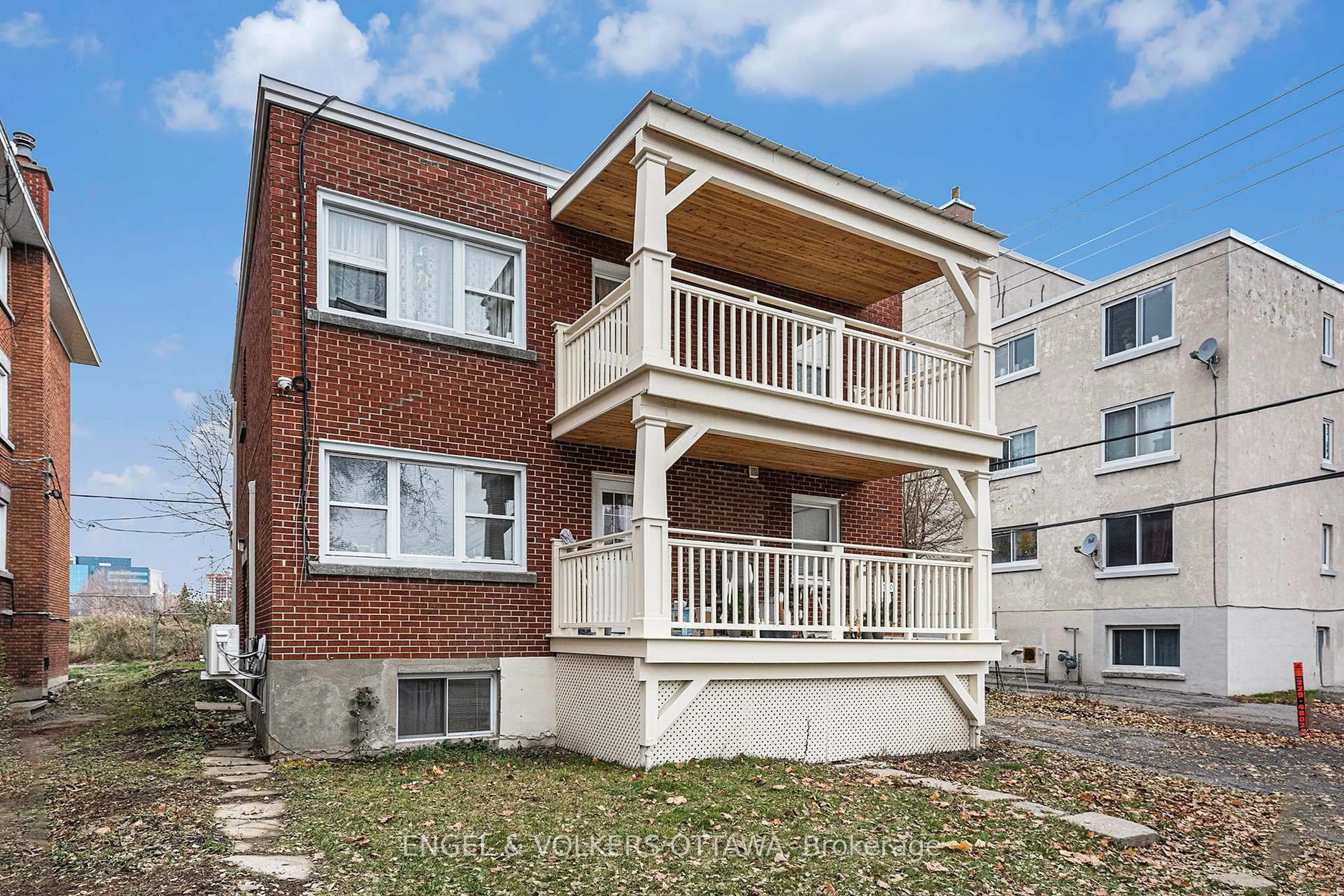 Home with brick exterior material, street for 340 Lacasse Ave, Ottawa Ontario K1L 7A9