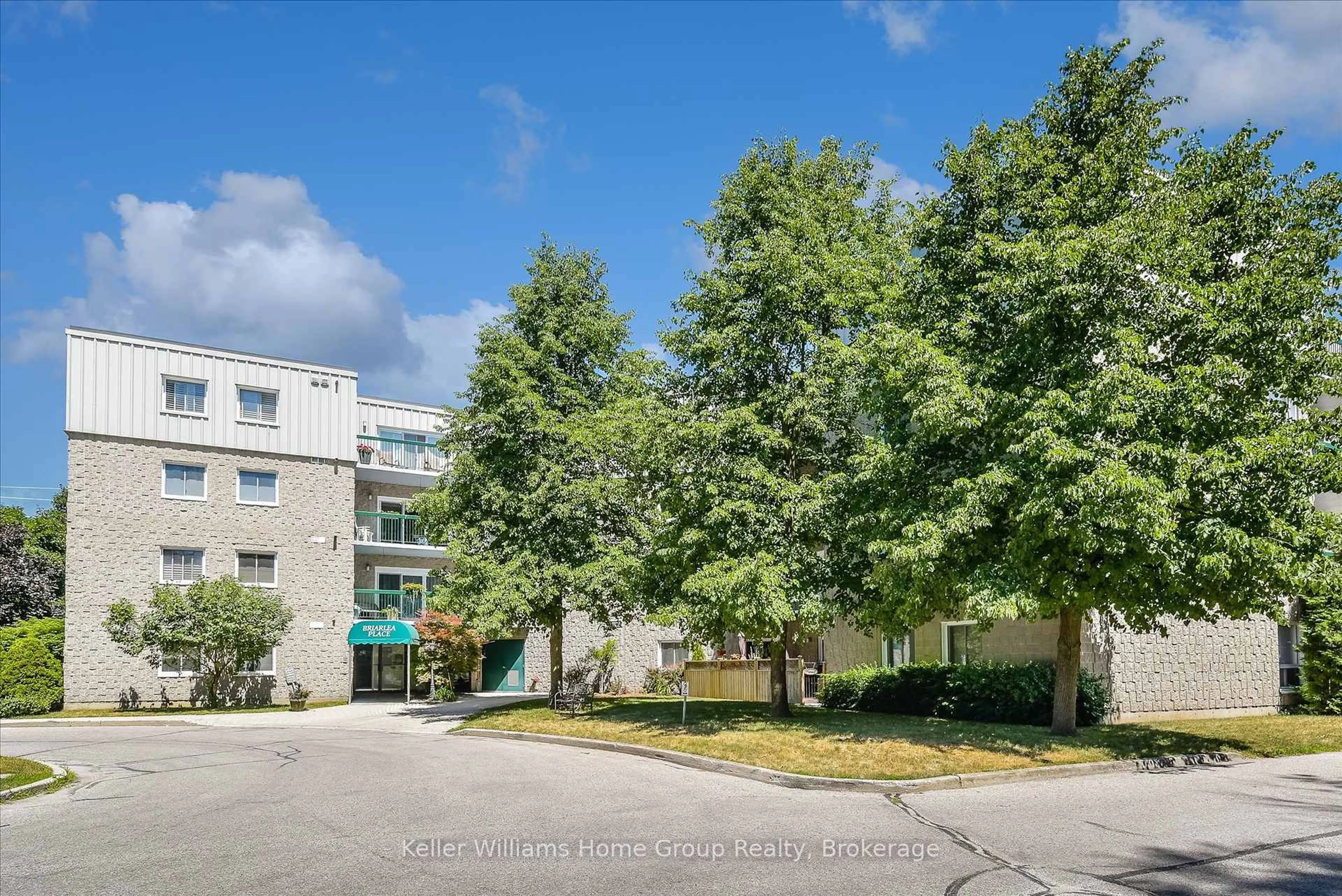 Patio, unknown for 200 River St #104, Centre Wellington Ontario N1M 3H8