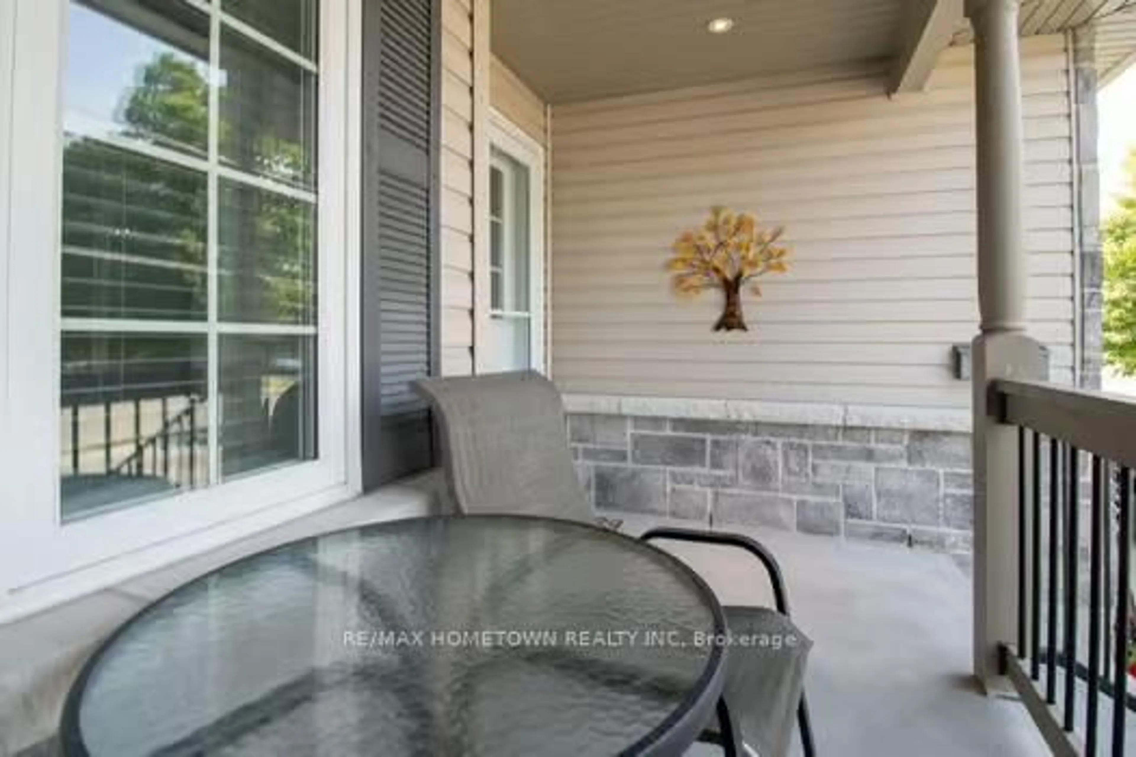 Patio, water/lake/river/ocean view for 11B Centre St, Brockville Ontario K6V 5S6