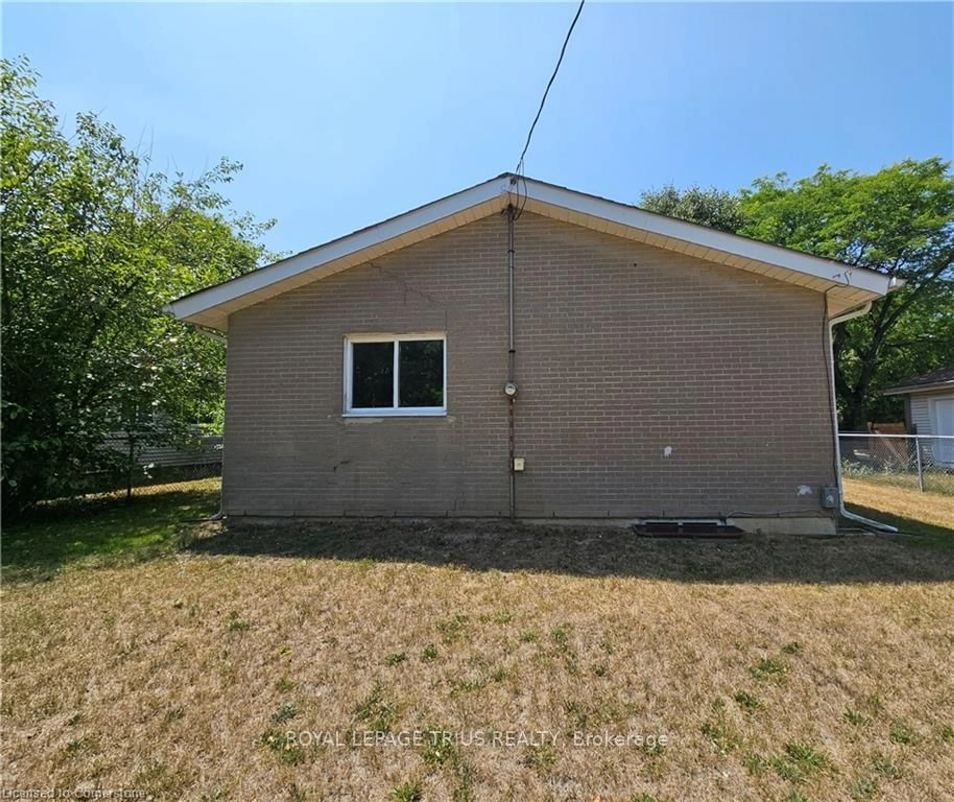 Shed for 649 Gibralter St, Norfolk Ontario N4B 2H6