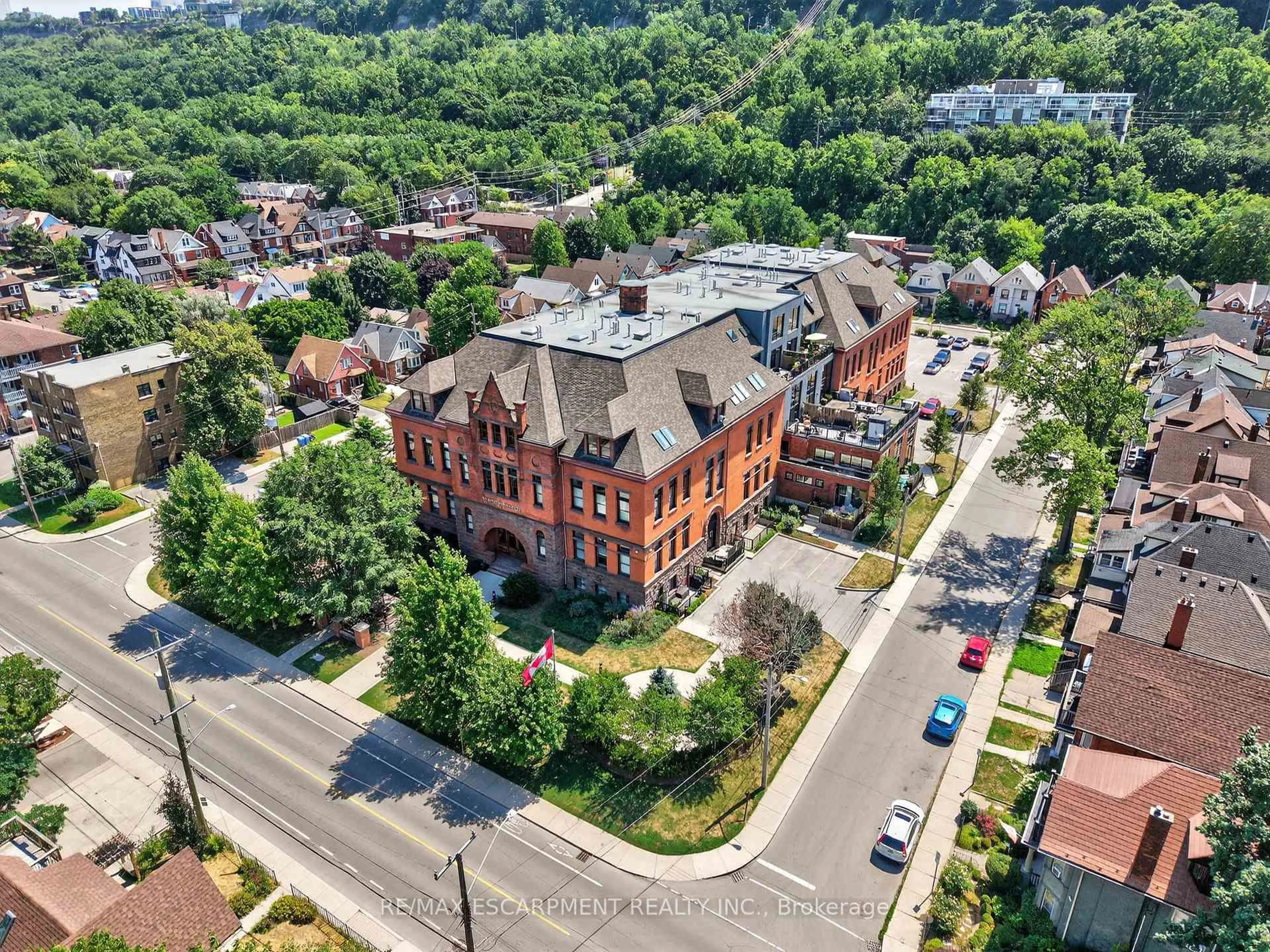 A pic from outside/outdoor area/front of a property/back of a property/a pic from drone, city buildings view from balcony for 200 STINSON St #PH8, Hamilton Ontario L8N 4J5