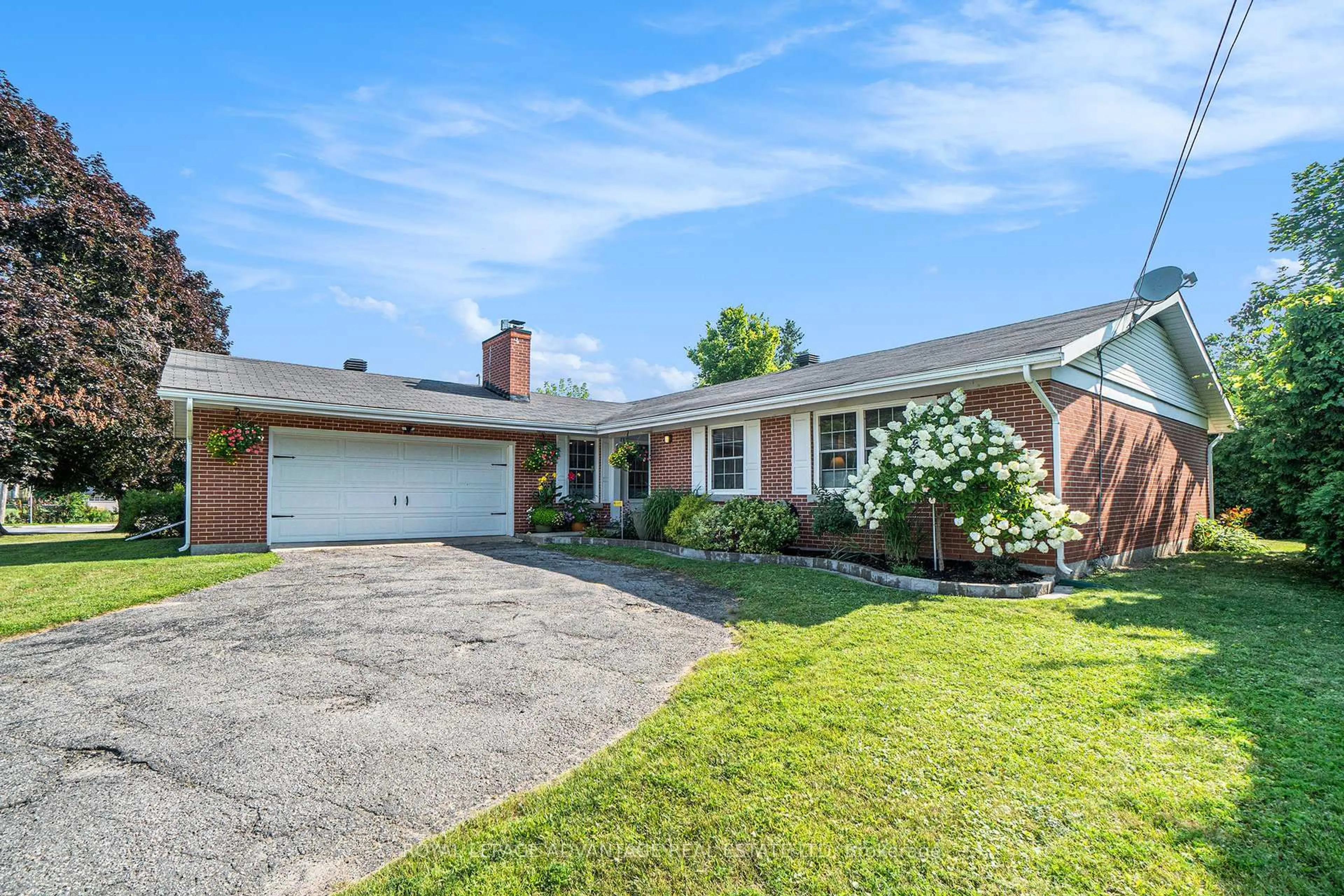 Home with brick exterior material, street for 3 Florence St, Smiths Falls Ontario K7A 4A4