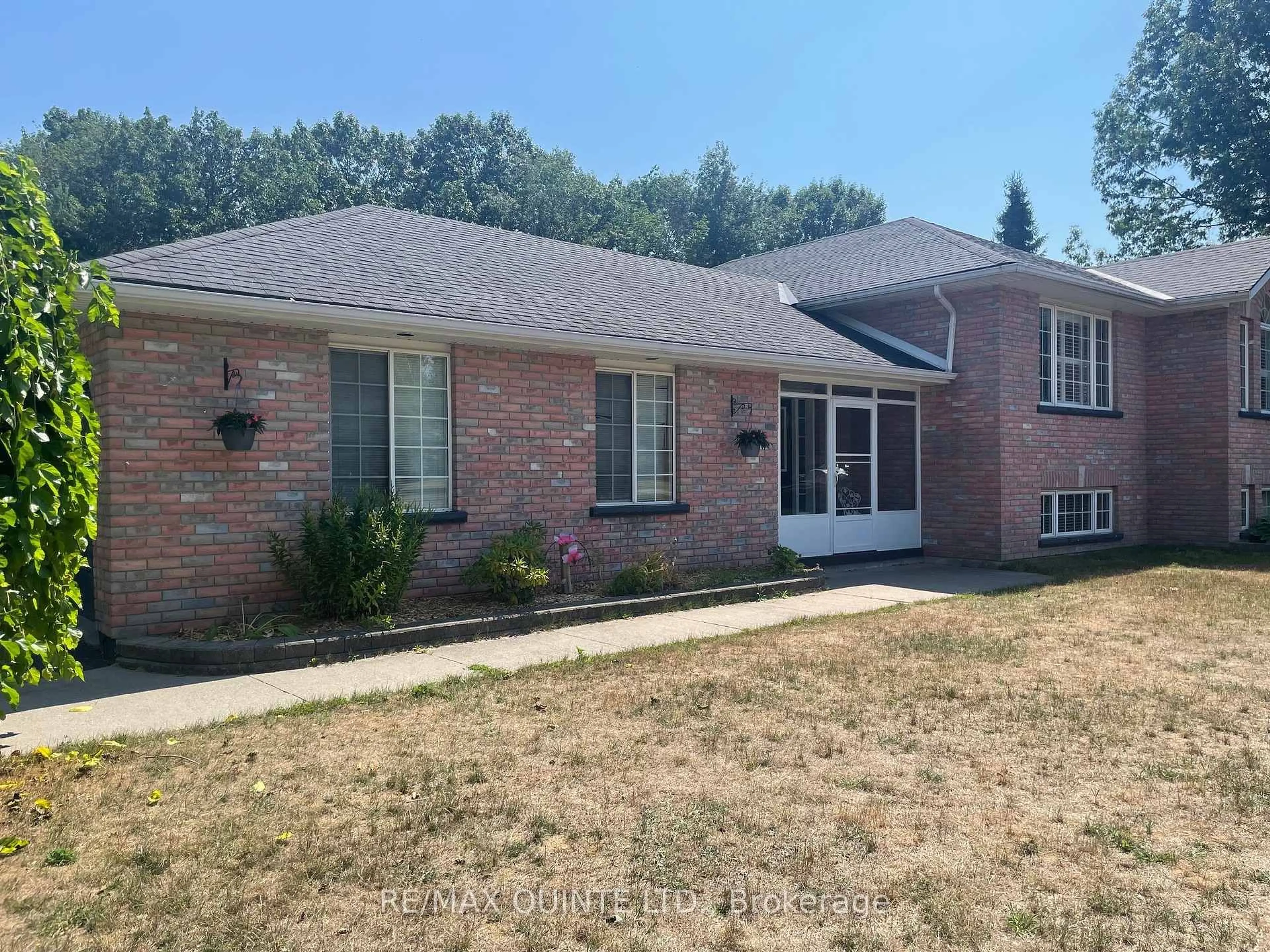 Home with brick exterior material, street for 65 Glenburnie Dr, Ingleside Ontario K8V 5P4