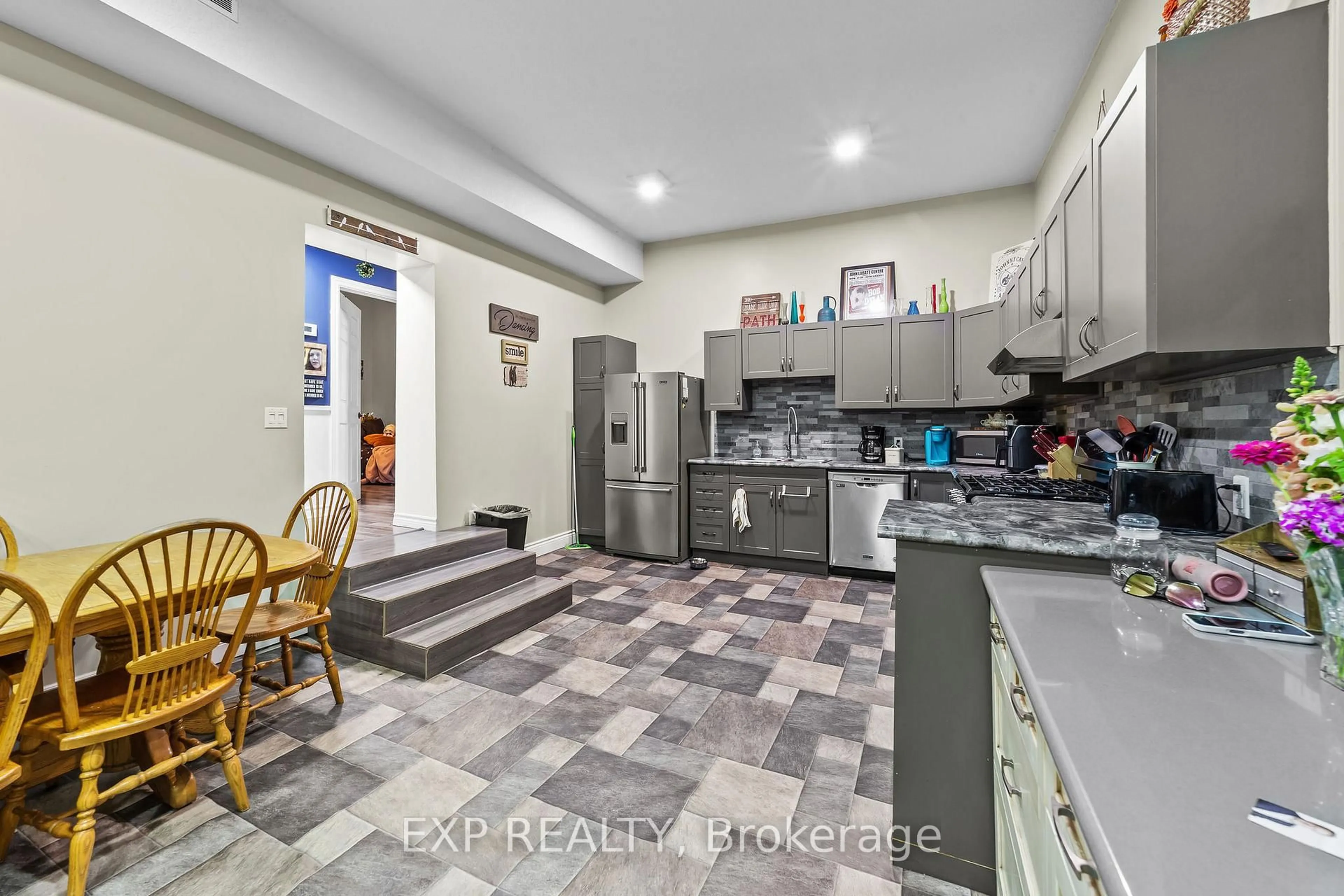 Unknown for 22891 Hagerty Rd, Newbury Ontario N0L 1Z0