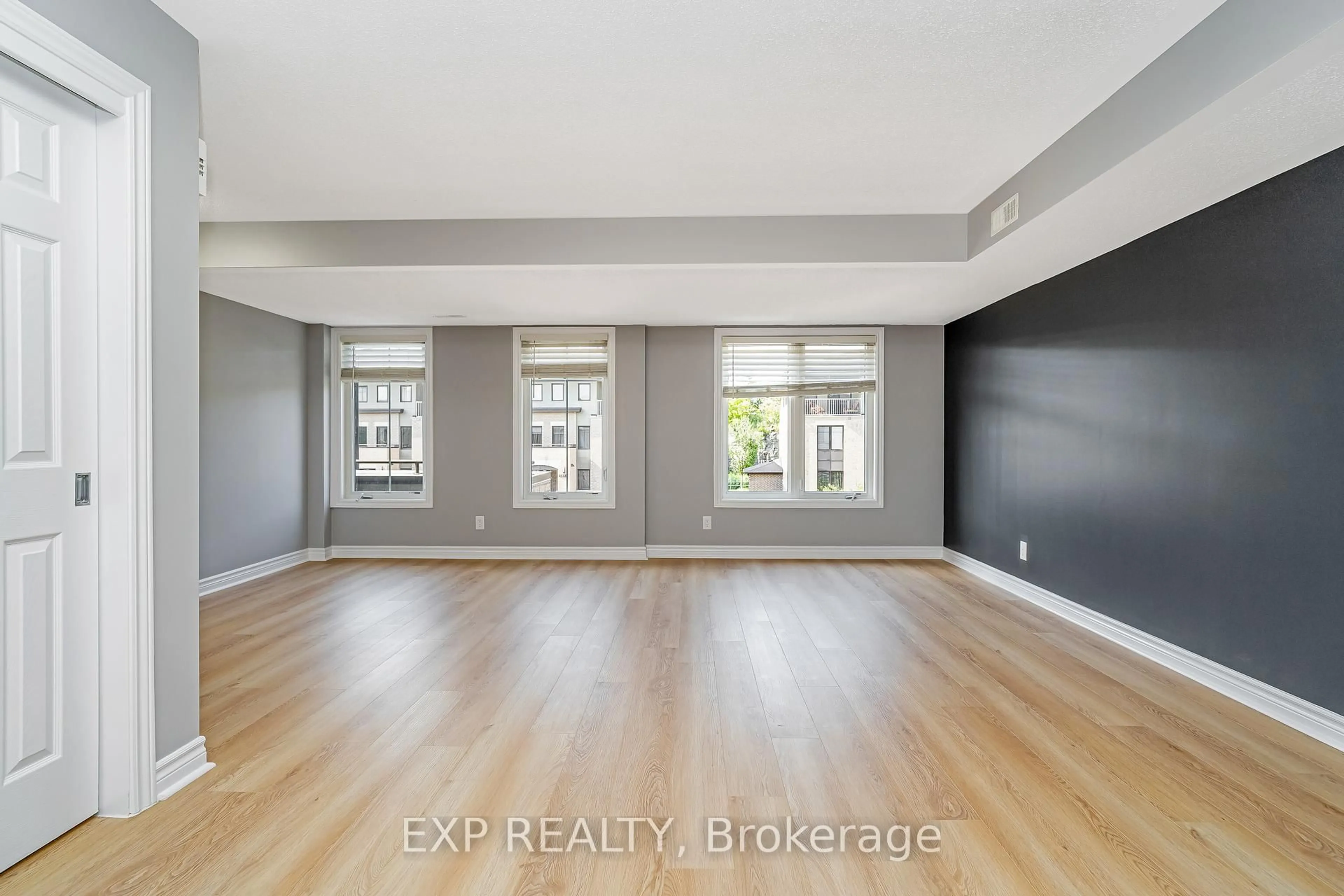 A pic of a room for 261 Titanium Private #B, Ottawa Ontario K1C 0A5