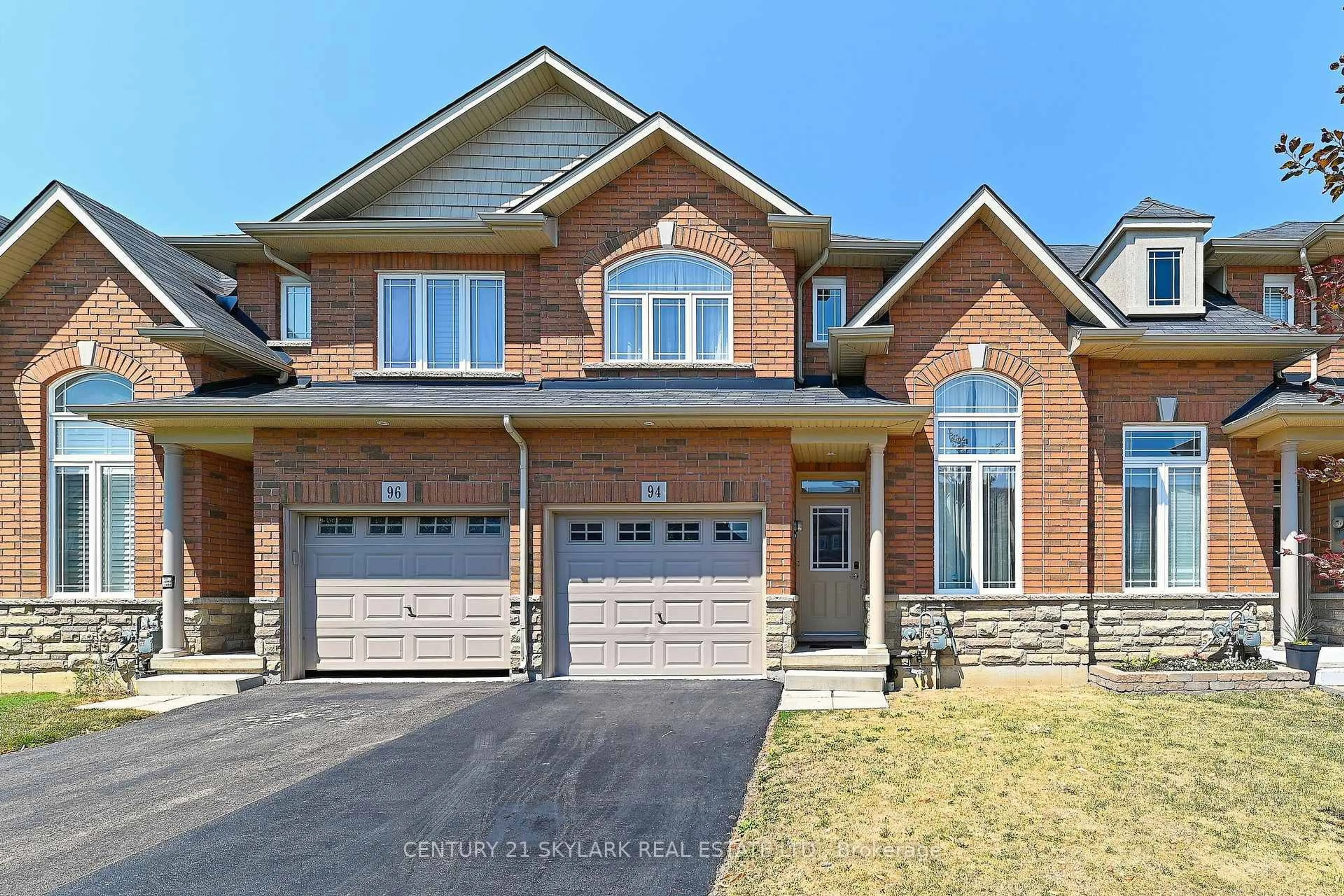 Home with brick exterior material, street for 94 Charleswood Cres, Hamilton Ontario L0R 1P0