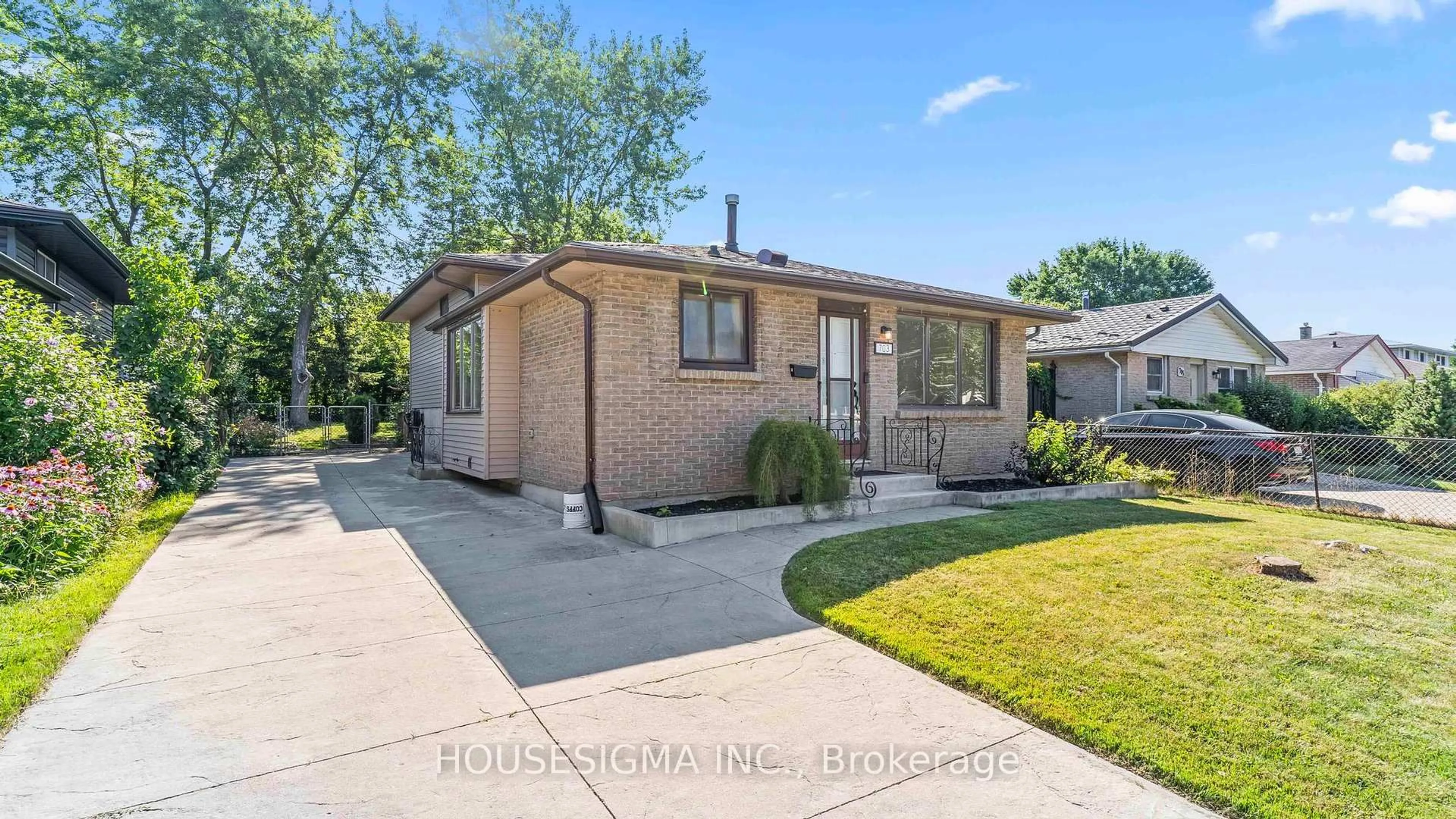 Home with brick exterior material, street for 703 Millbank Dr, London South Ontario N6E 1Y7