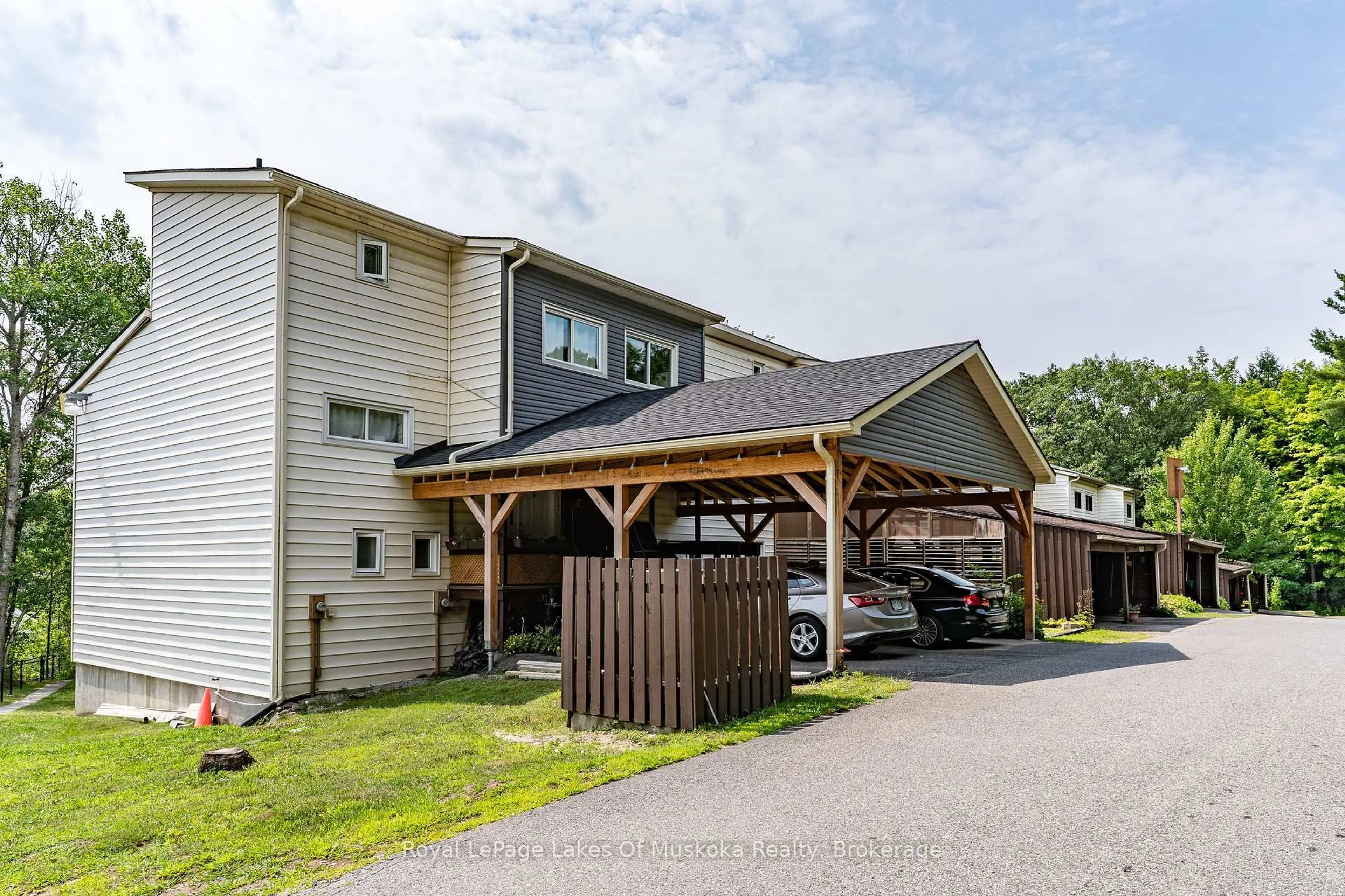 Unknown for 26 Herman Ave #11, Huntsville Ontario P1H 1J7