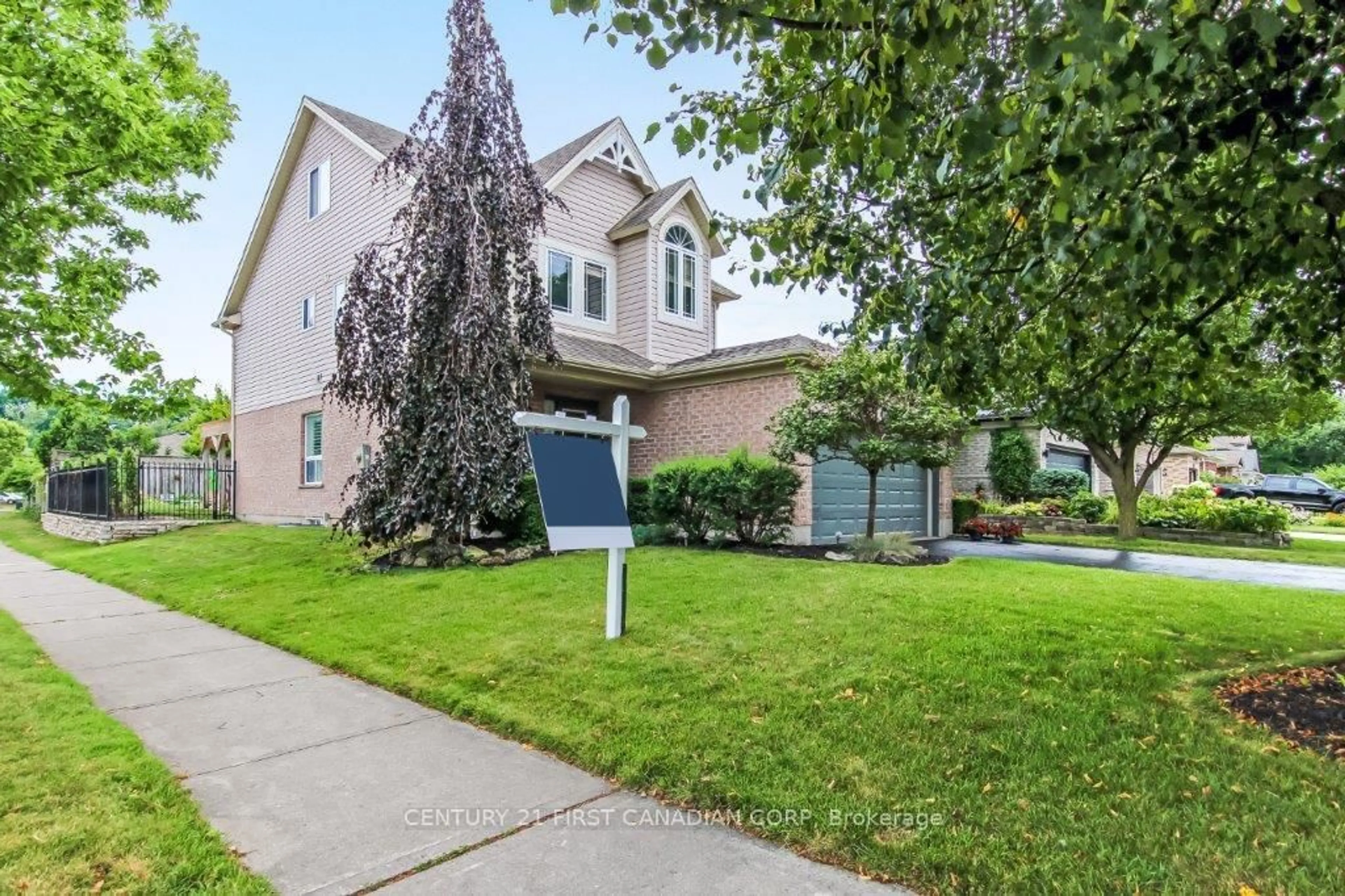 Home with vinyl exterior material, street for 1275 Crosscreek Cres, London East Ontario N5Y 6H6