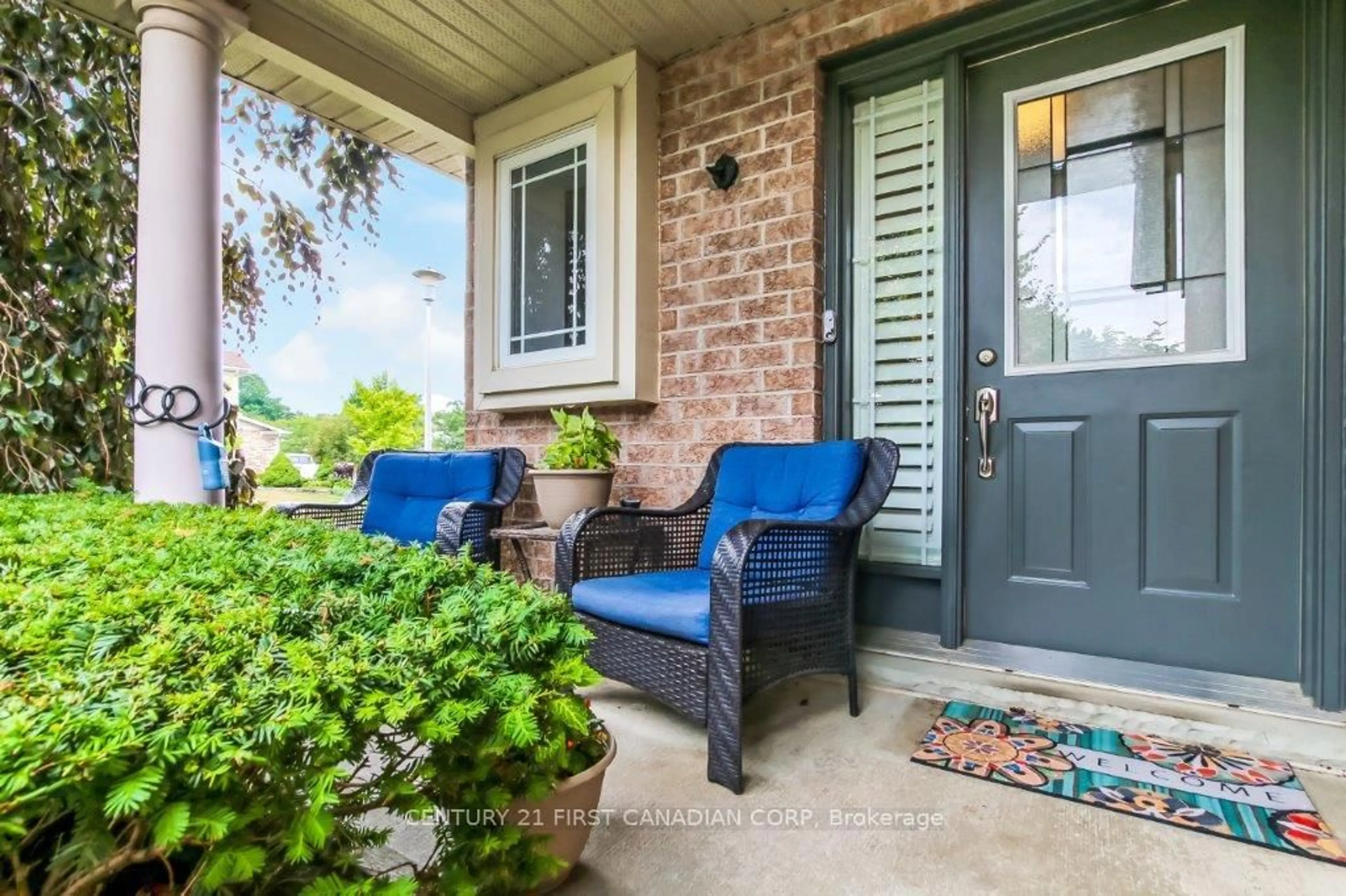 Patio, unknown for 1275 Crosscreek Cres, London East Ontario N5Y 6H6
