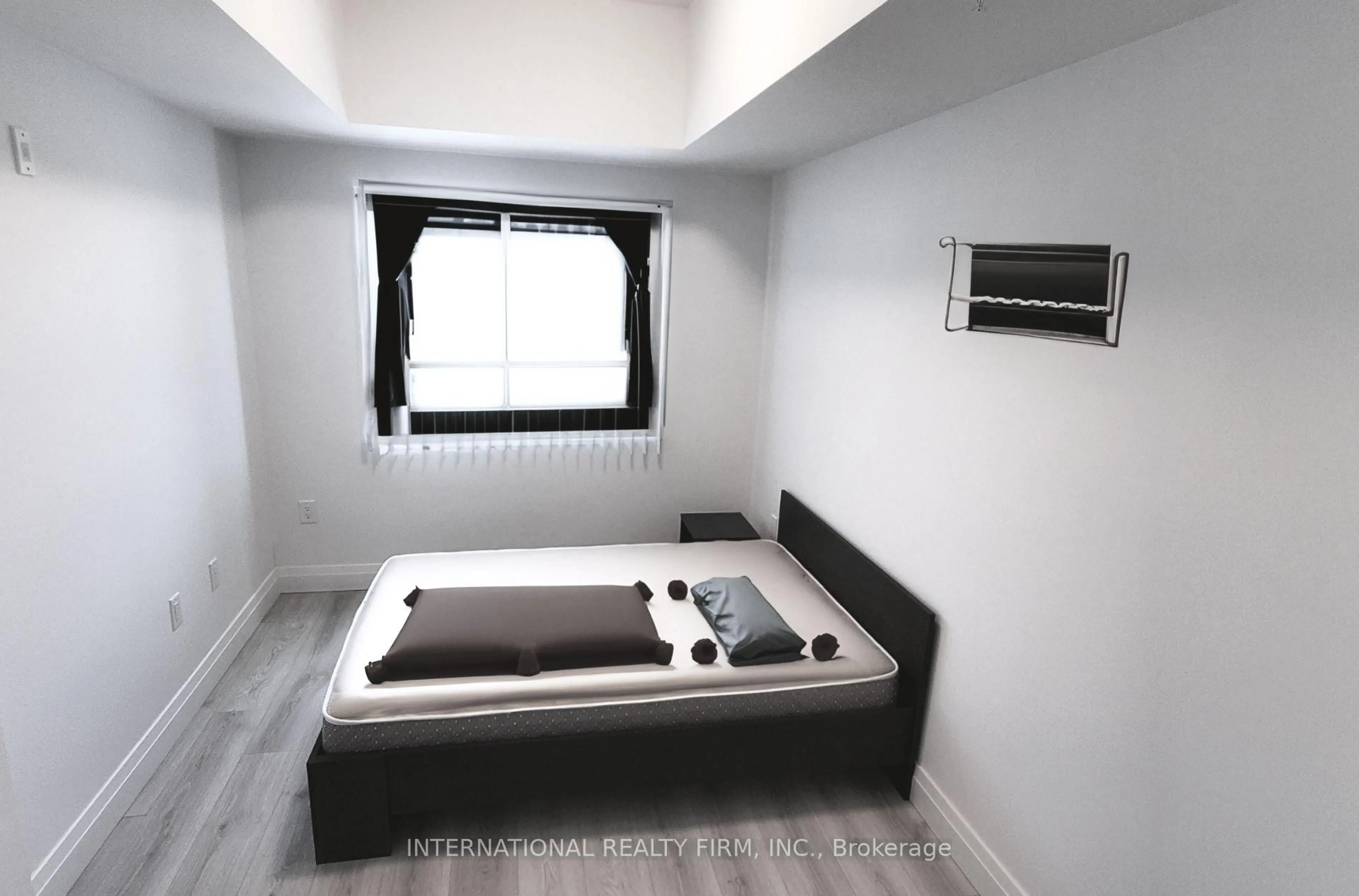 A pic of a room for 652 Princess St #425, Kingston Ontario K7L 1E5