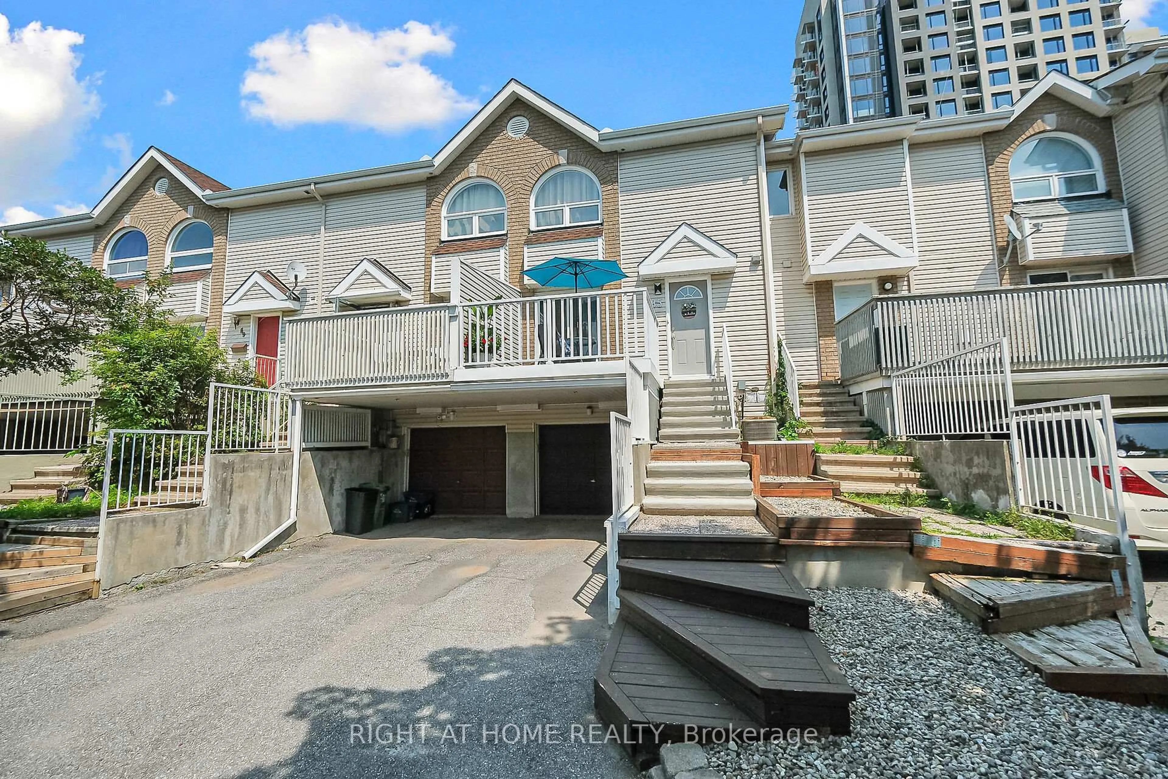 A pic from outside/outdoor area/front of a property/back of a property/a pic from drone, unknown for 85 Thornbury Cres, Ottawa Ontario K2G 6C4