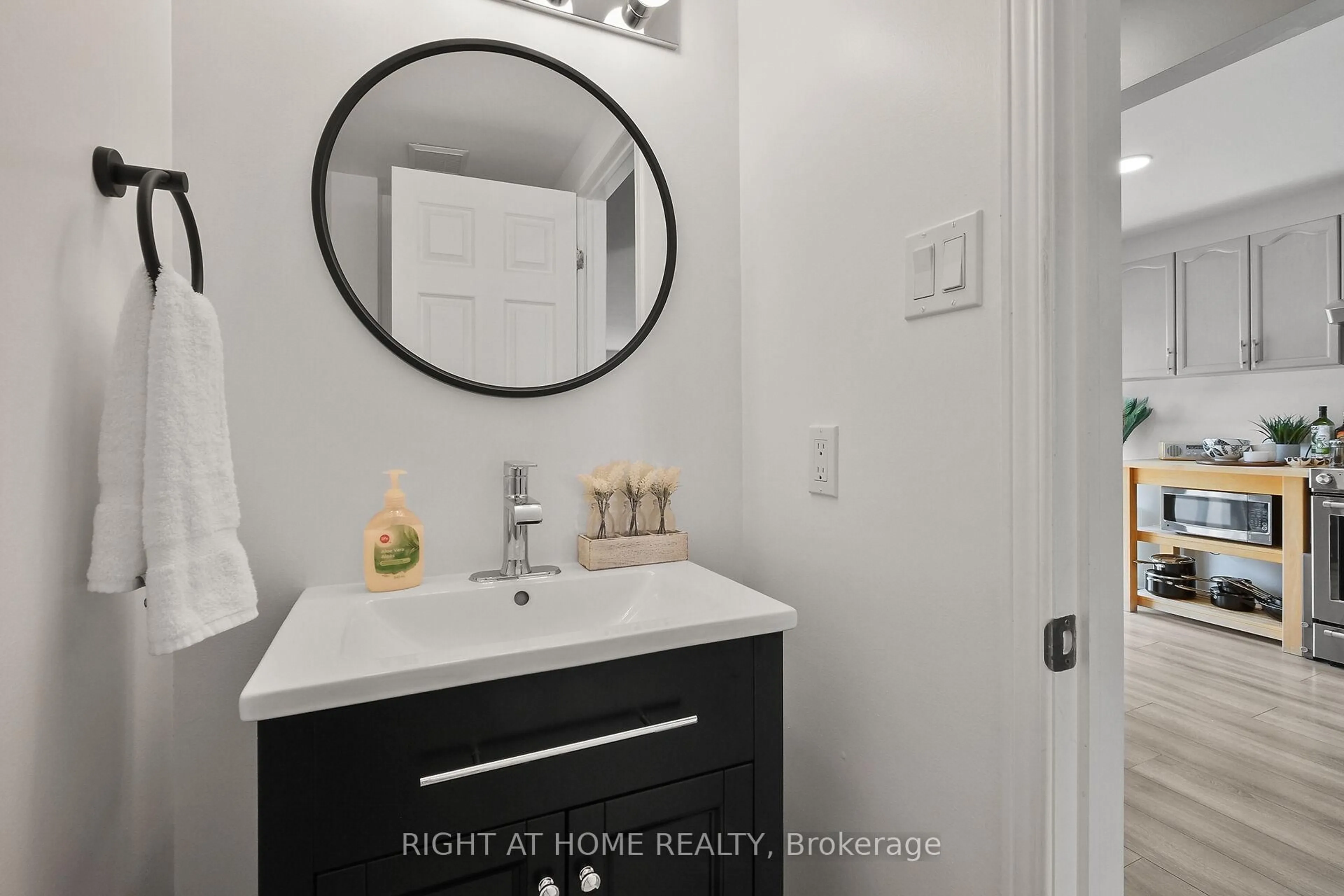 Contemporary bathroom, ceramic/tile floor for 85 Thornbury Cres, Ottawa Ontario K2G 6C4