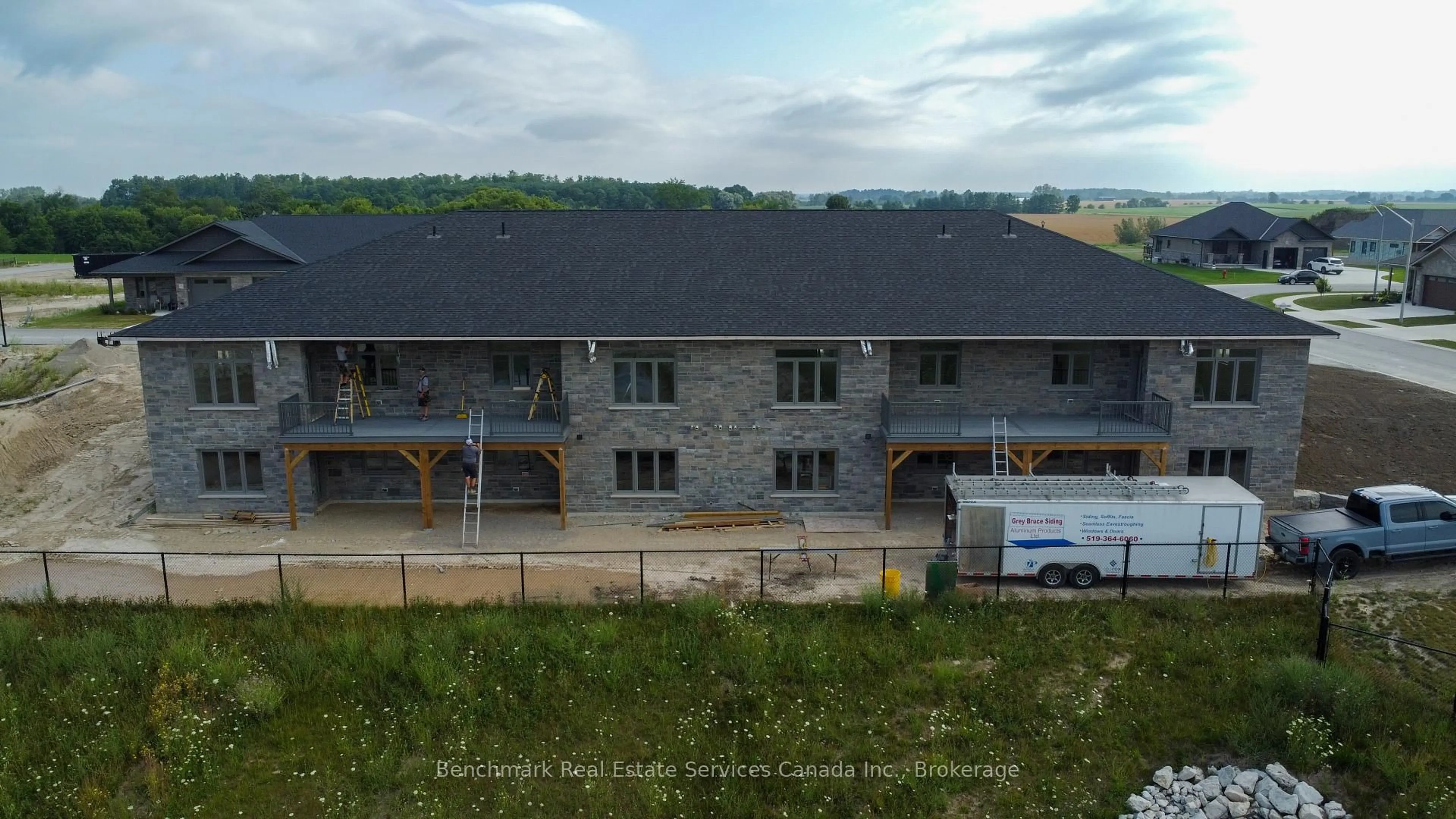 A pic from outside/outdoor area/front of a property/back of a property/a pic from drone, building for 62 Cavalier Cres, Huron-Kinloss Ontario N0G 2R0