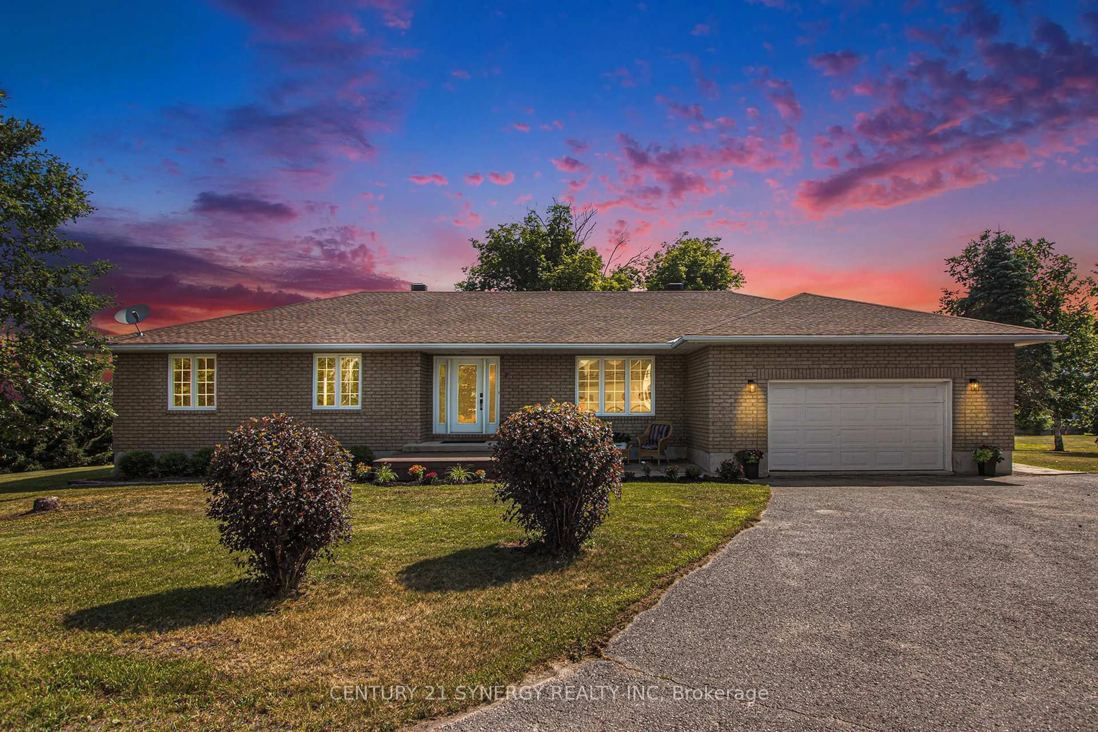 A pic from outside/outdoor area/front of a property/back of a property/a pic from drone, street for 7 Bridge St, North Stormont Ontario K0A 1R0